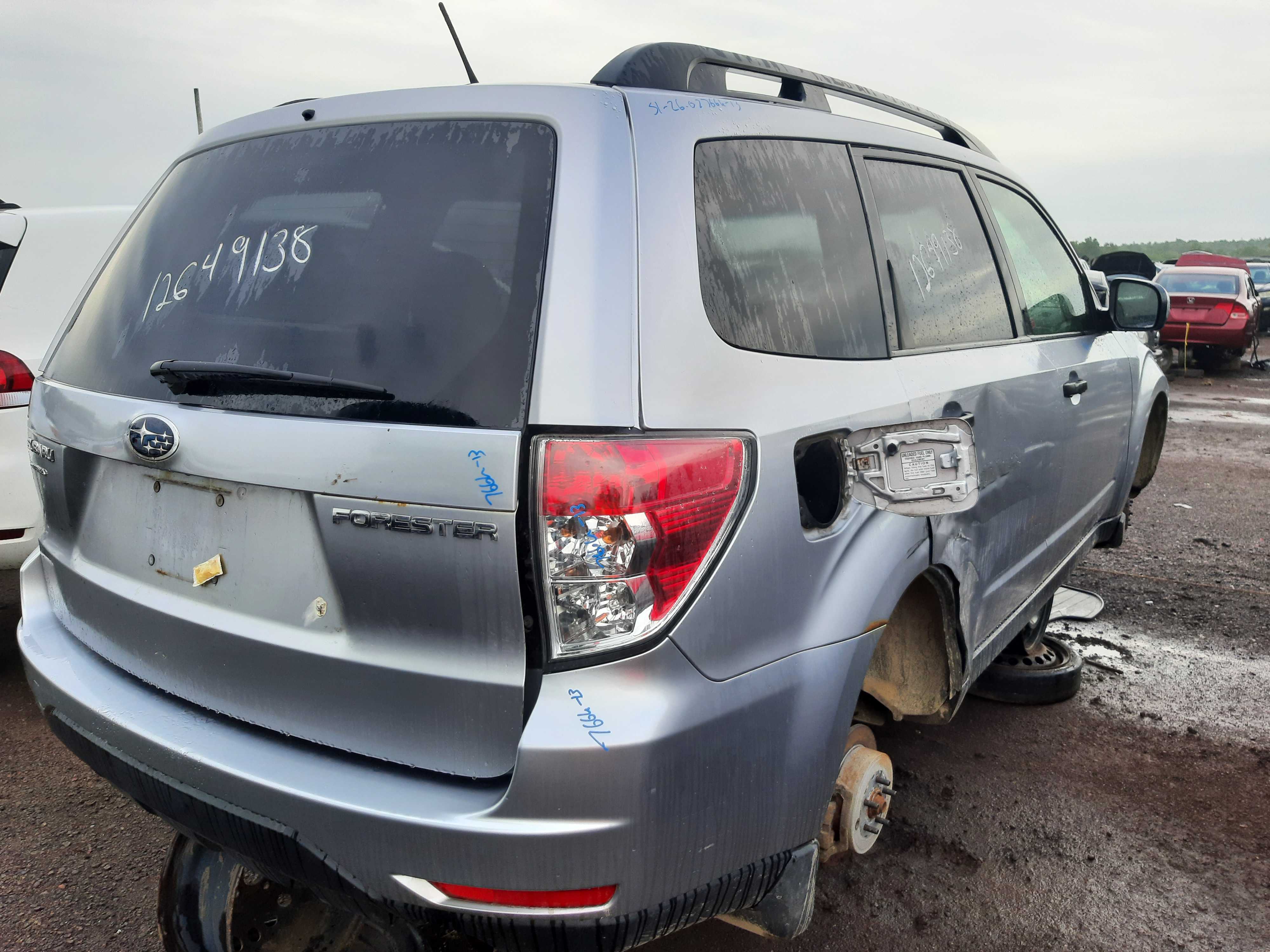 SUBARU FORESTER 2013