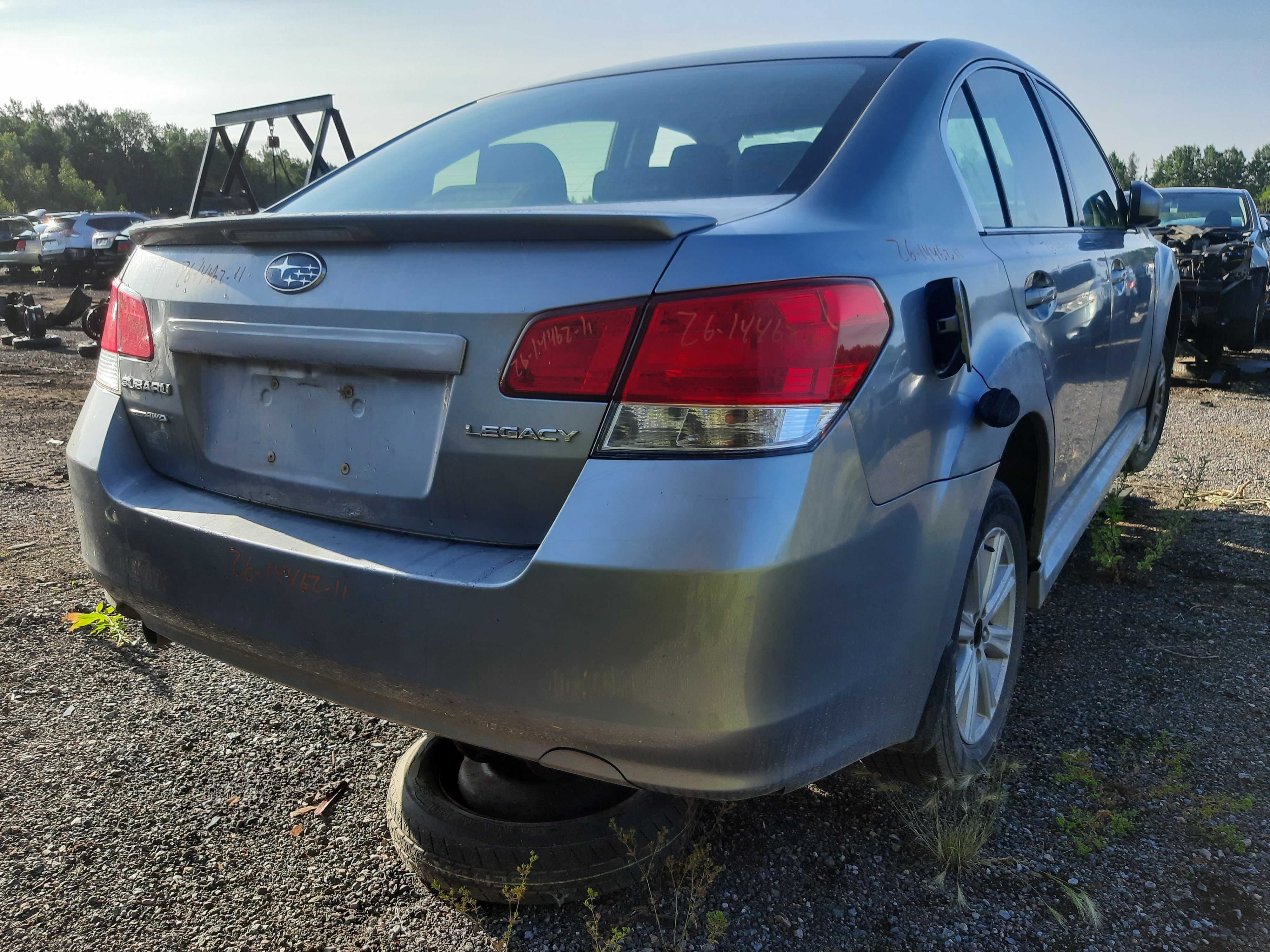 SUBARU LEGACY 2011
