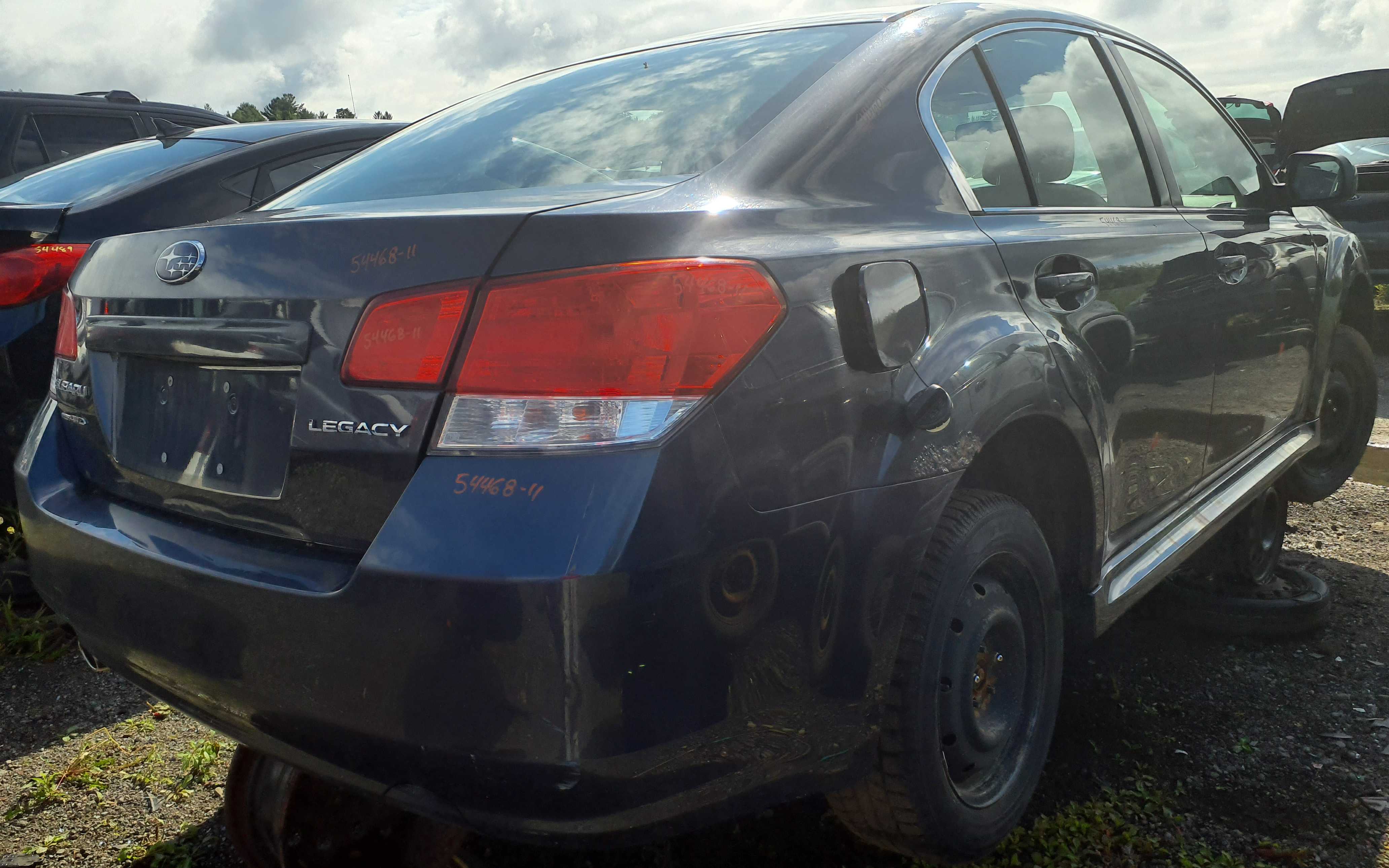 SUBARU LEGACY 2011