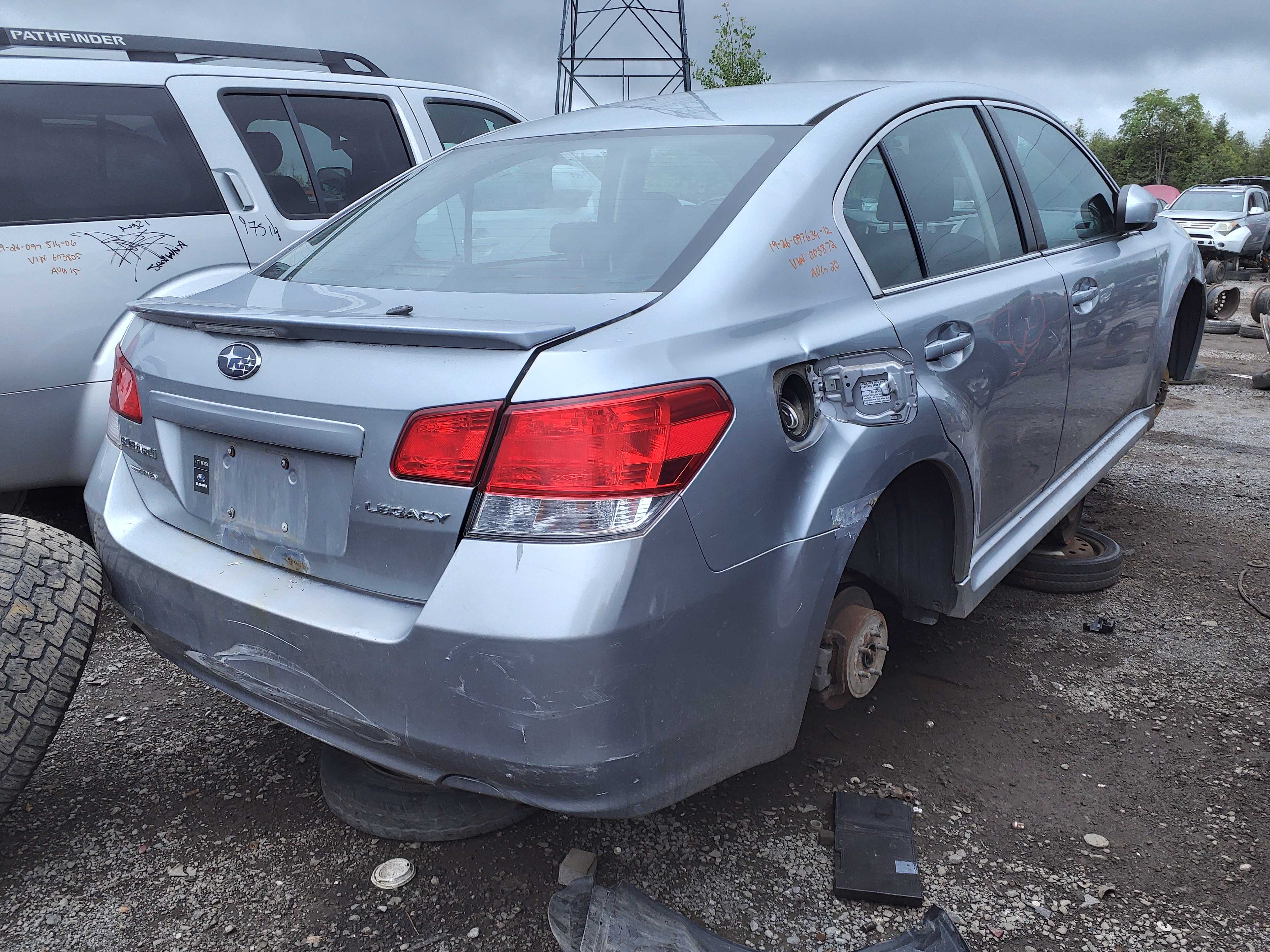 SUBARU LEGACY 2012