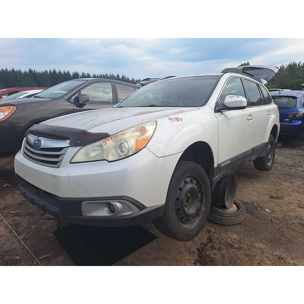 SUBARU OUTBACK 2010
