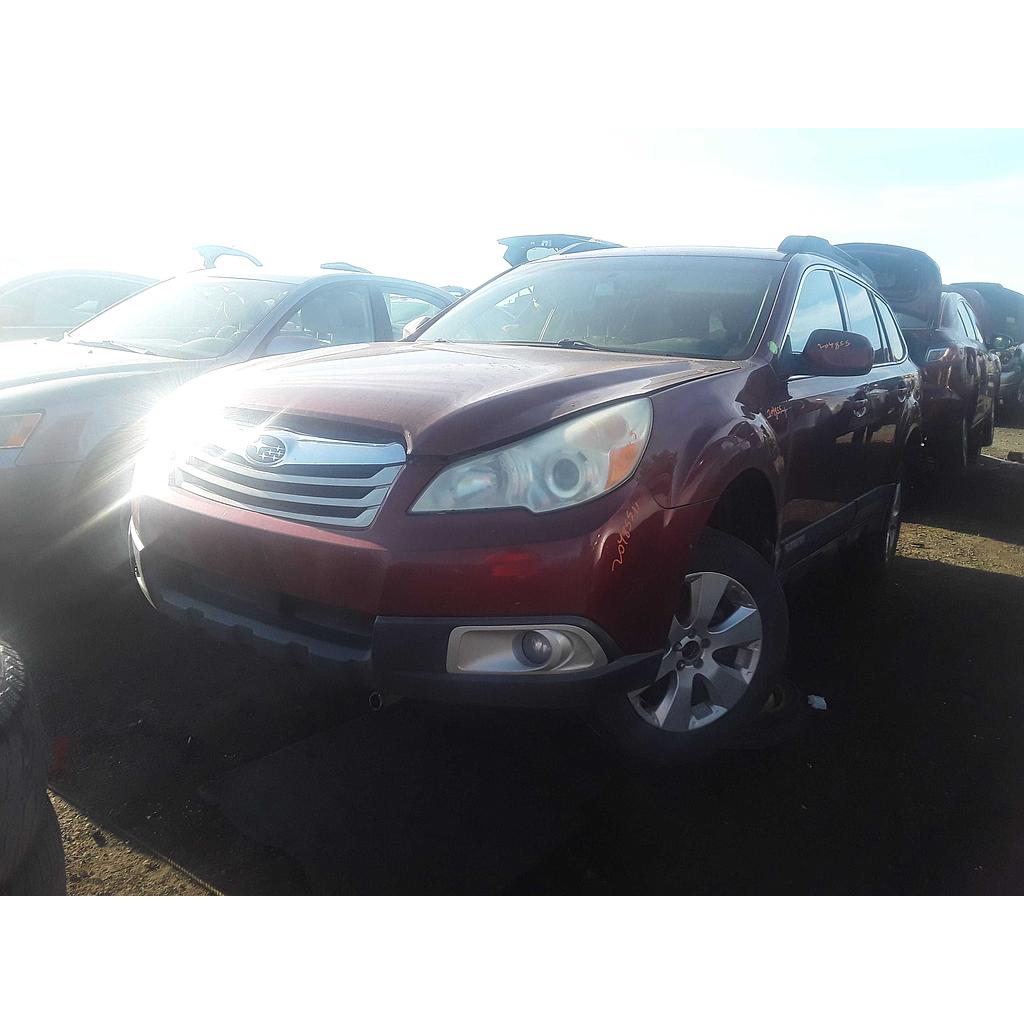 SUBARU OUTBACK 2011