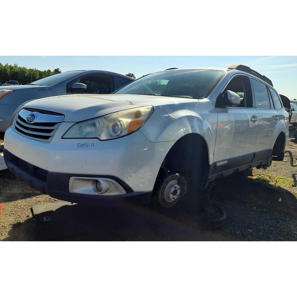 SUBARU OUTBACK 2011