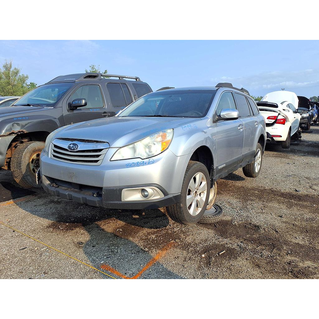 SUBARU OUTBACK 2012