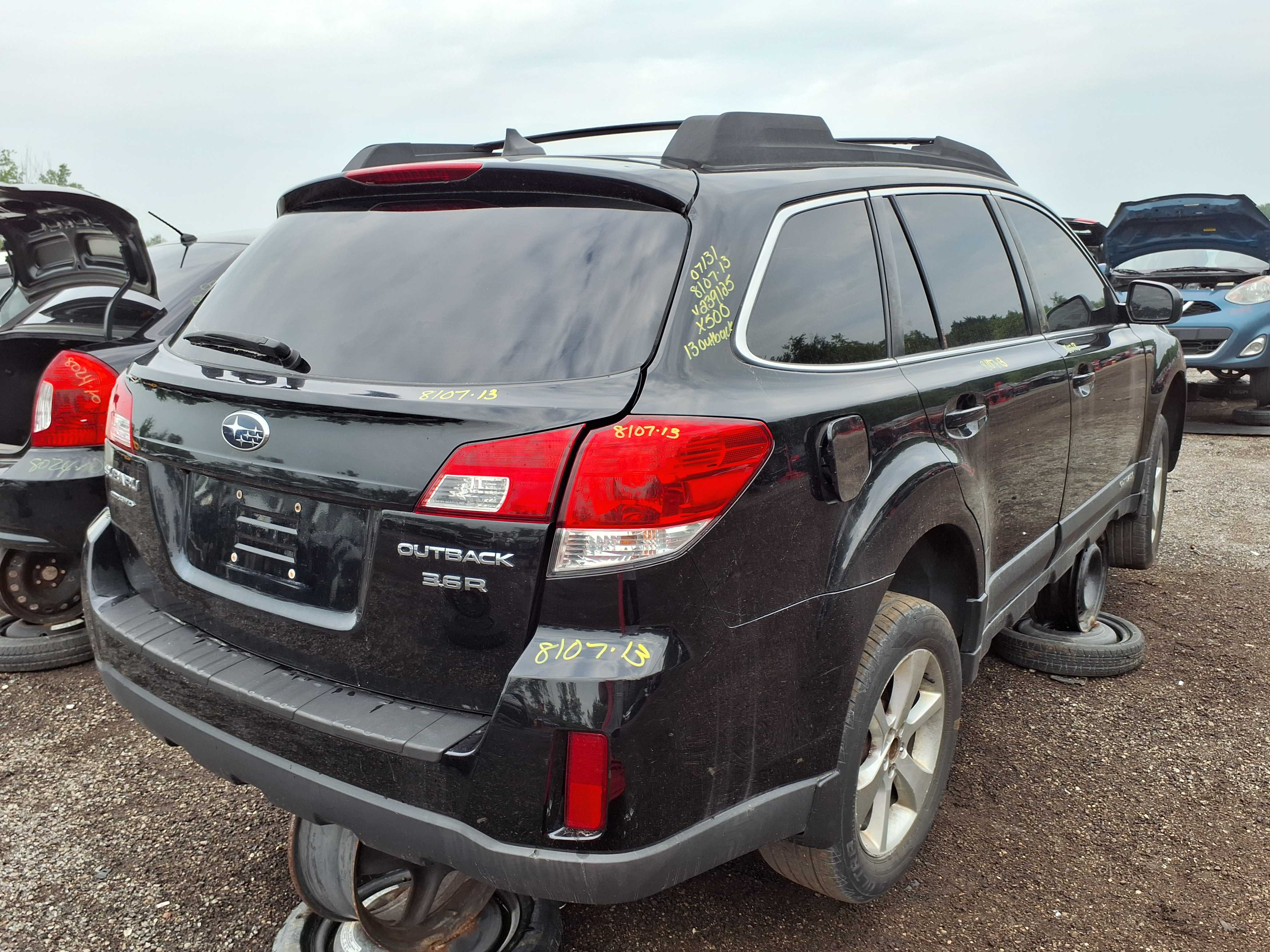 SUBARU OUTBACK 2013