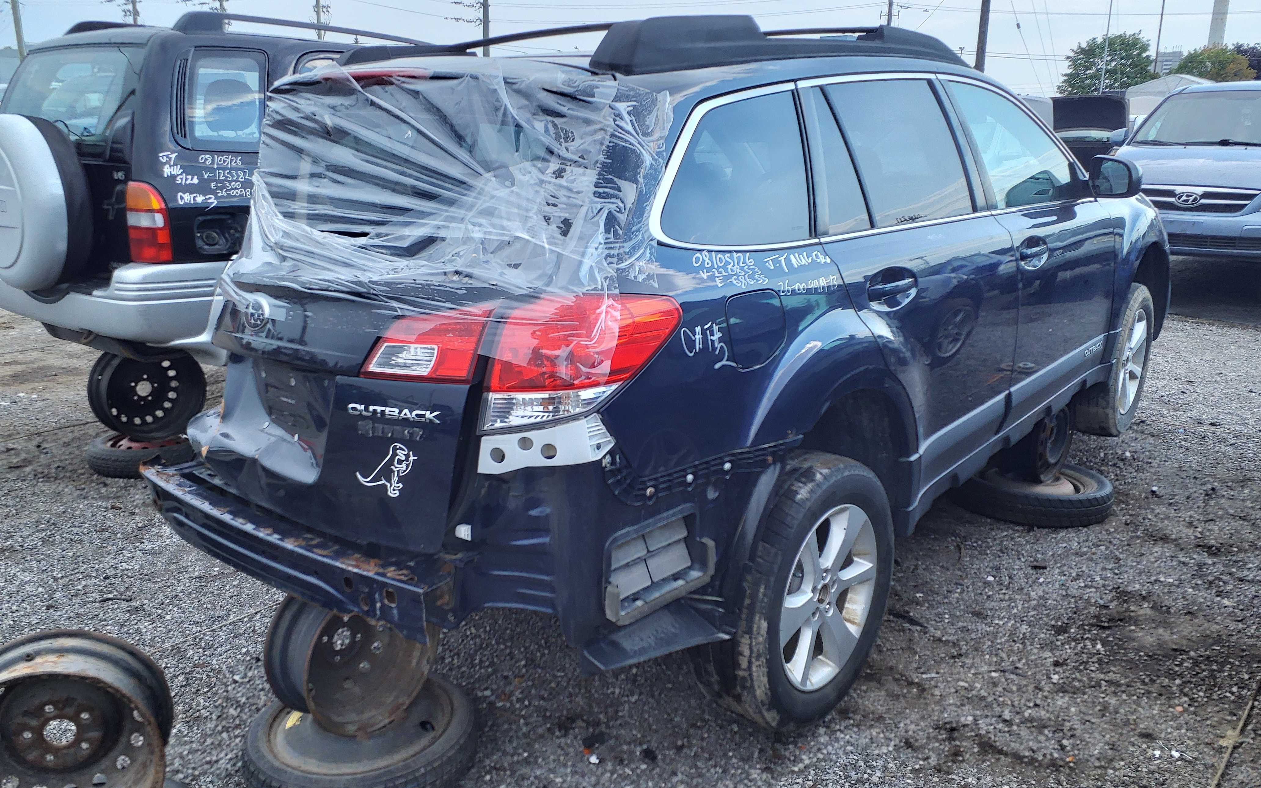 SUBARU OUTBACK 2013