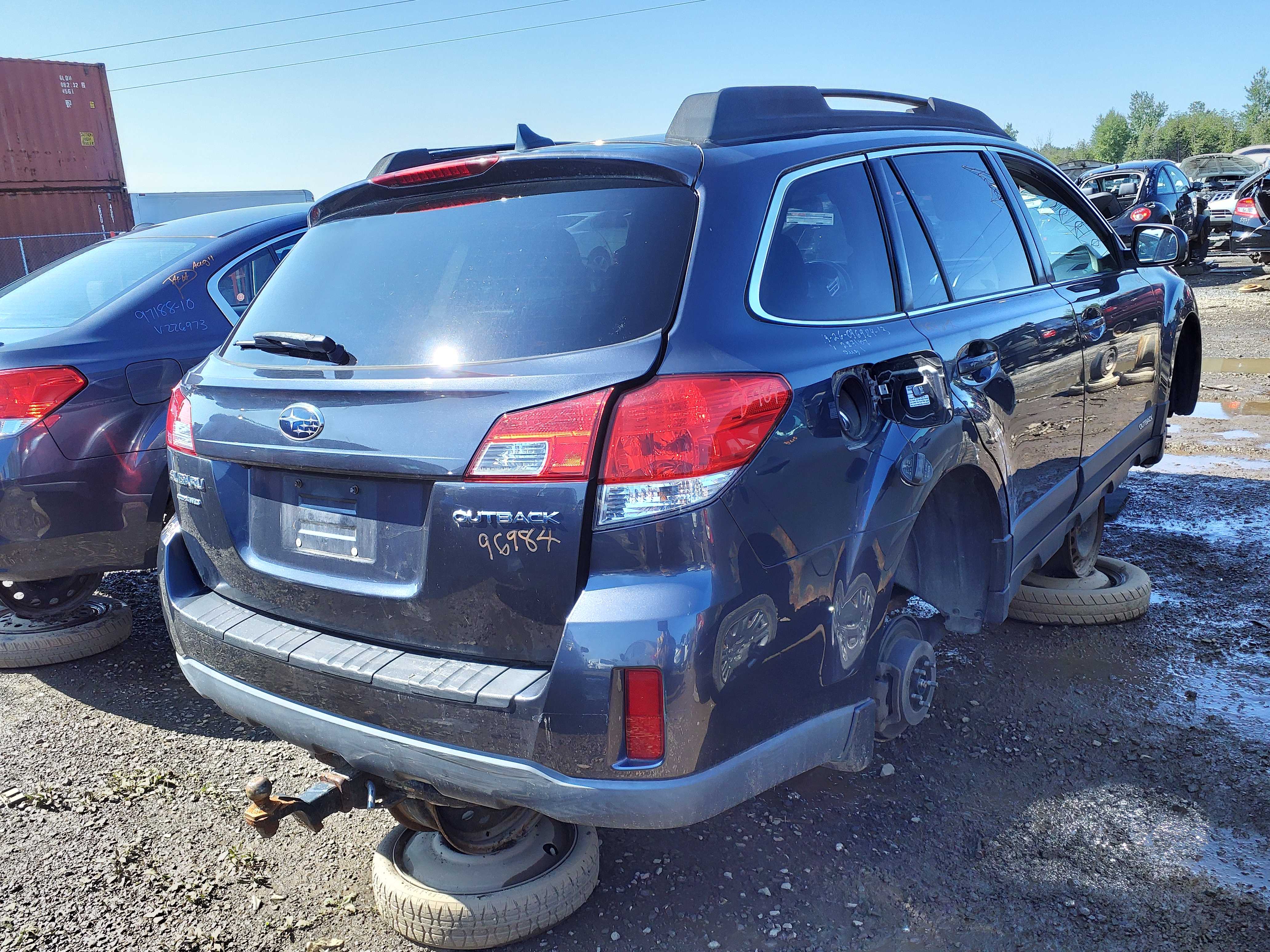 SUBARU OUTBACK 2013