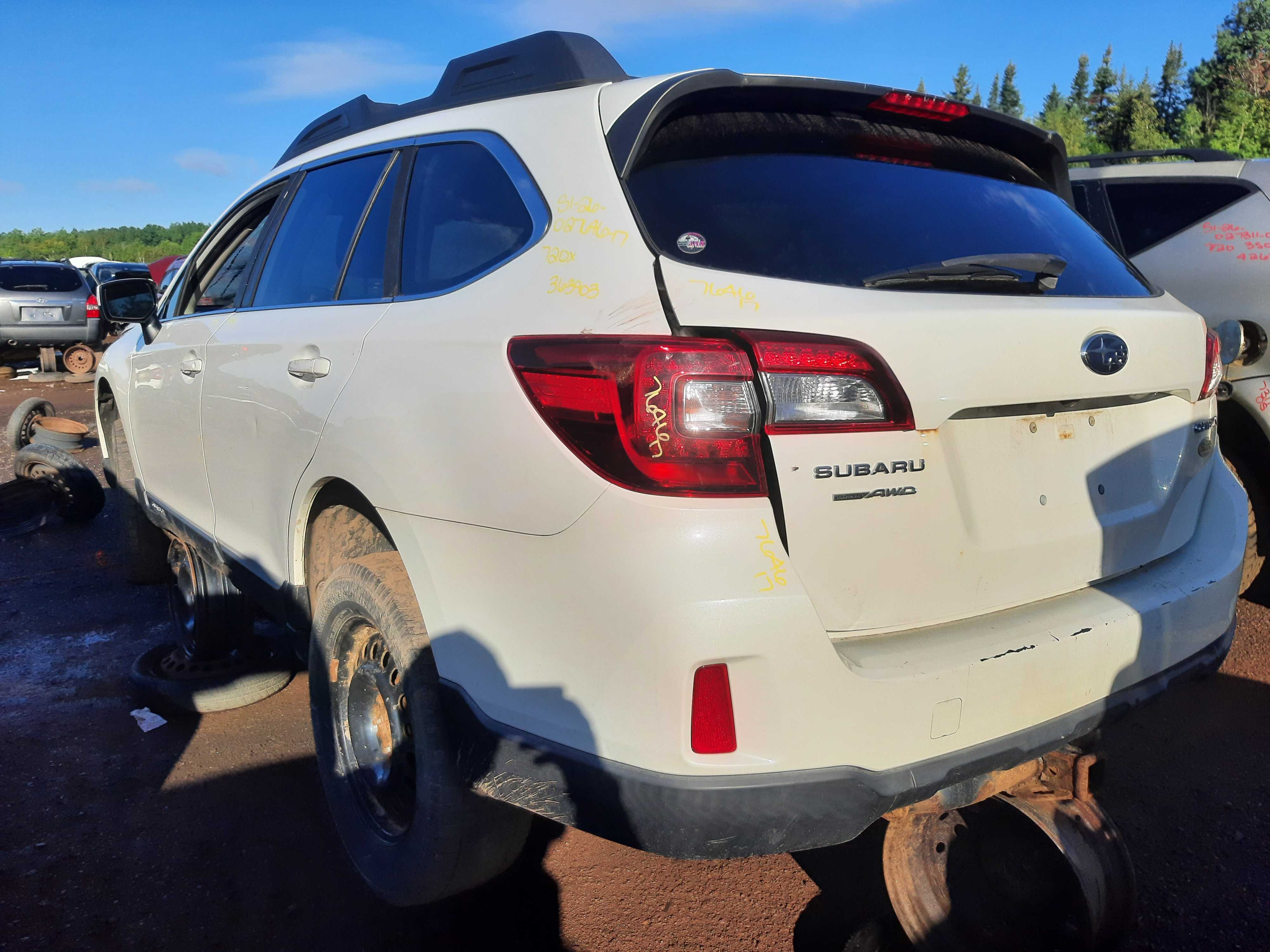 SUBARU OUTBACK 2017