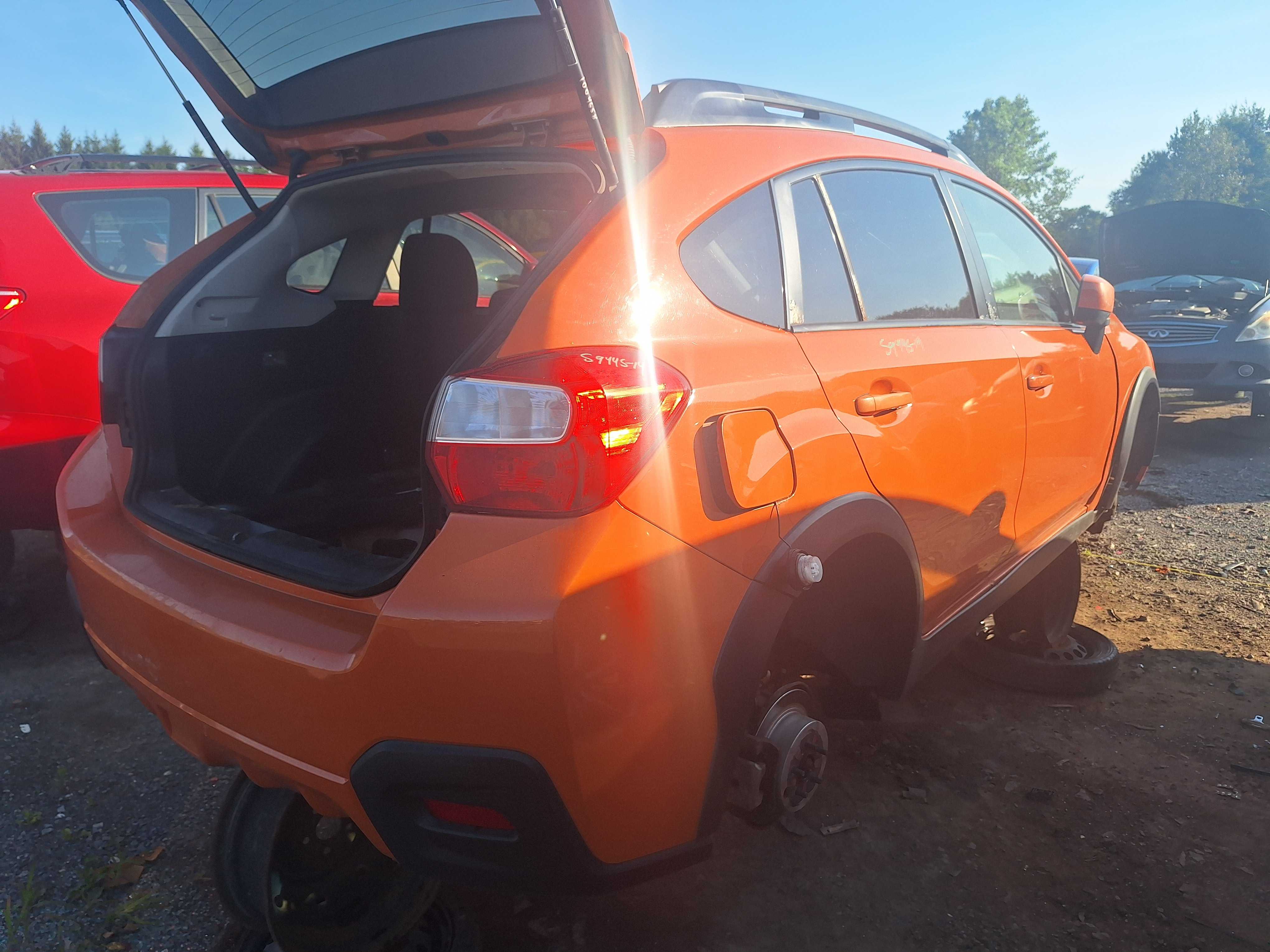 SUBARU XV CROSSTREK 2014