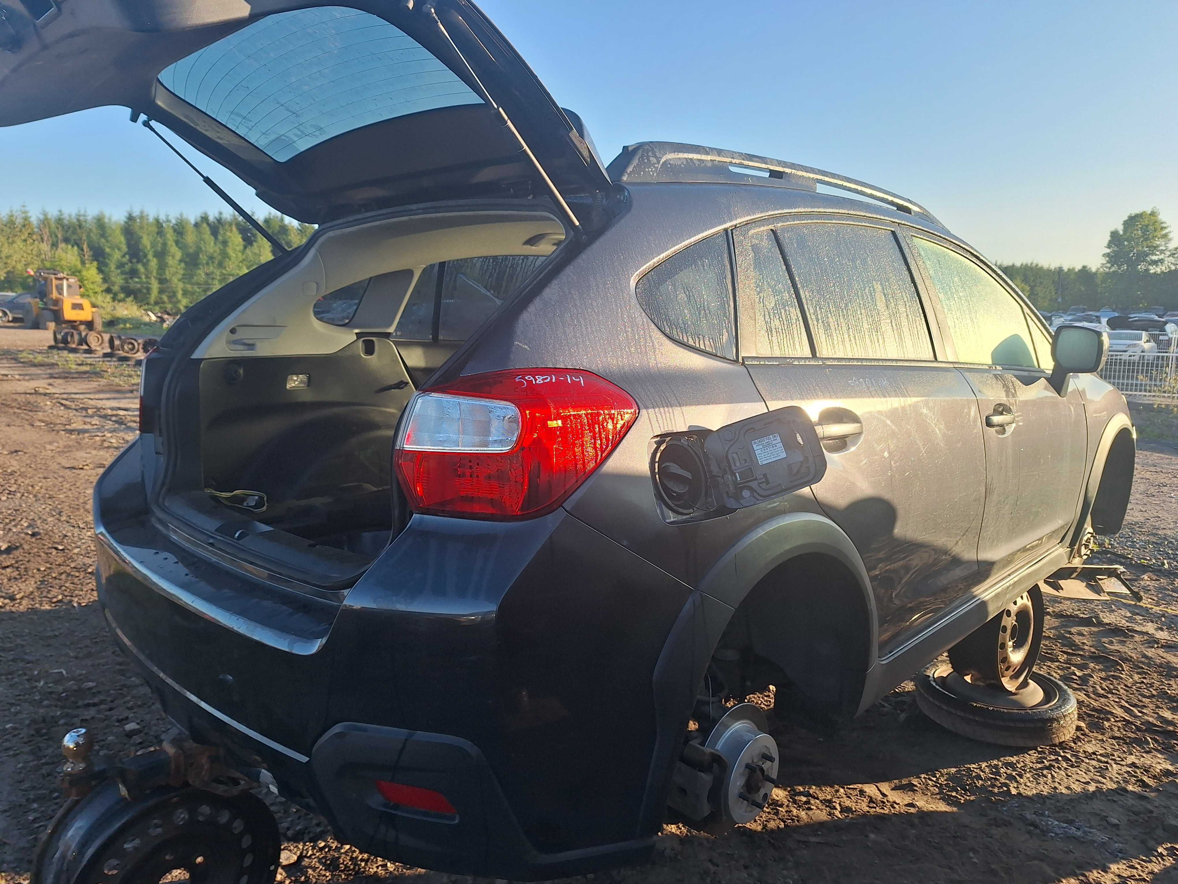 SUBARU XV CROSSTREK 2014