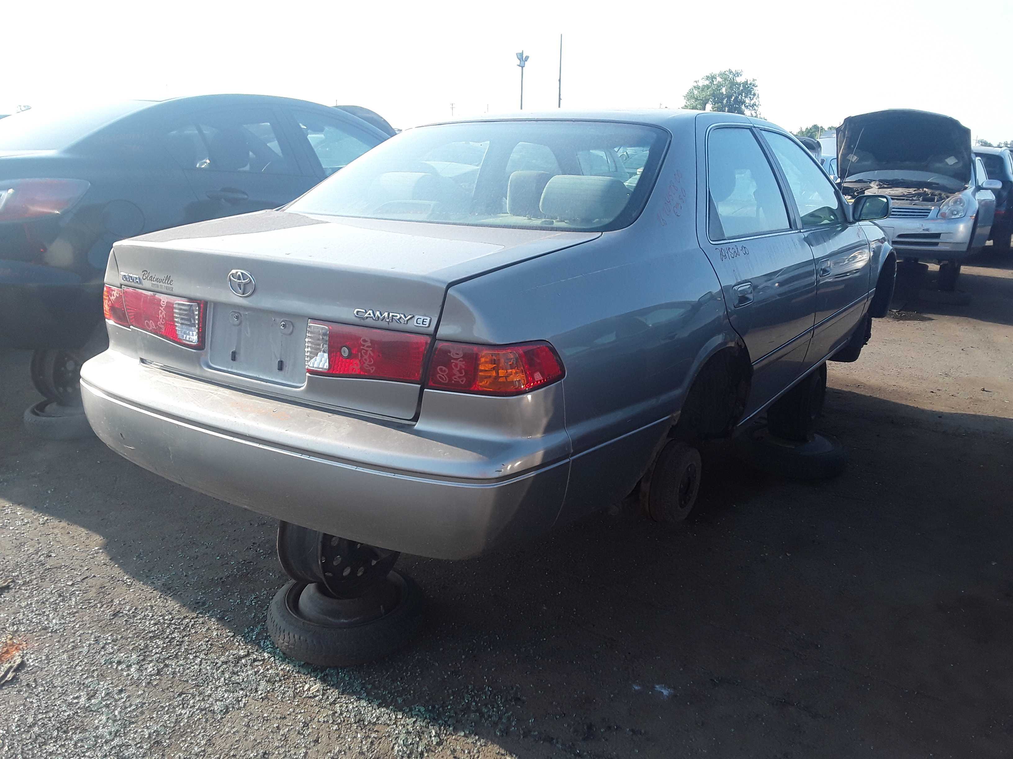 TOYOTA CAMRY 2000