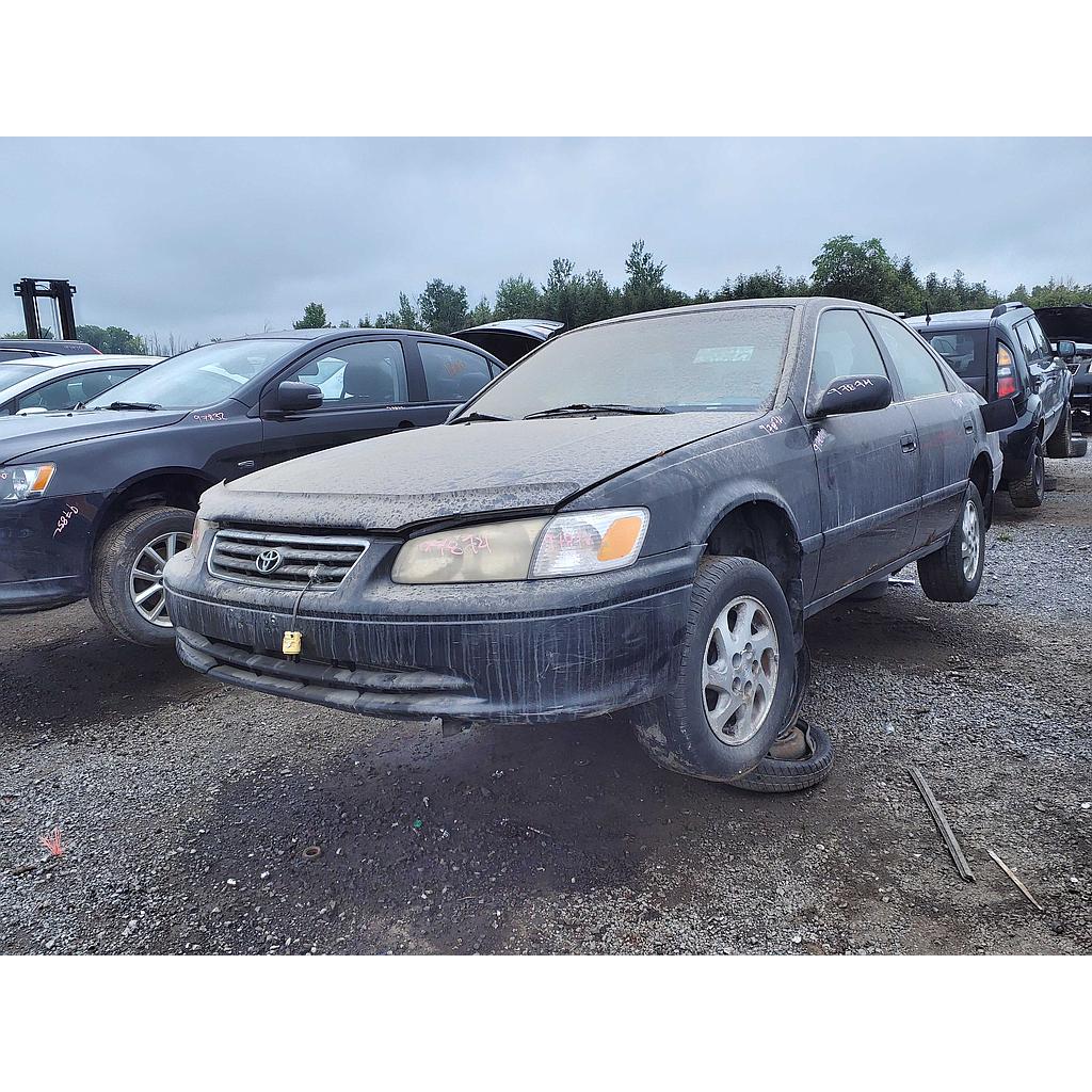 TOYOTA CAMRY 2000