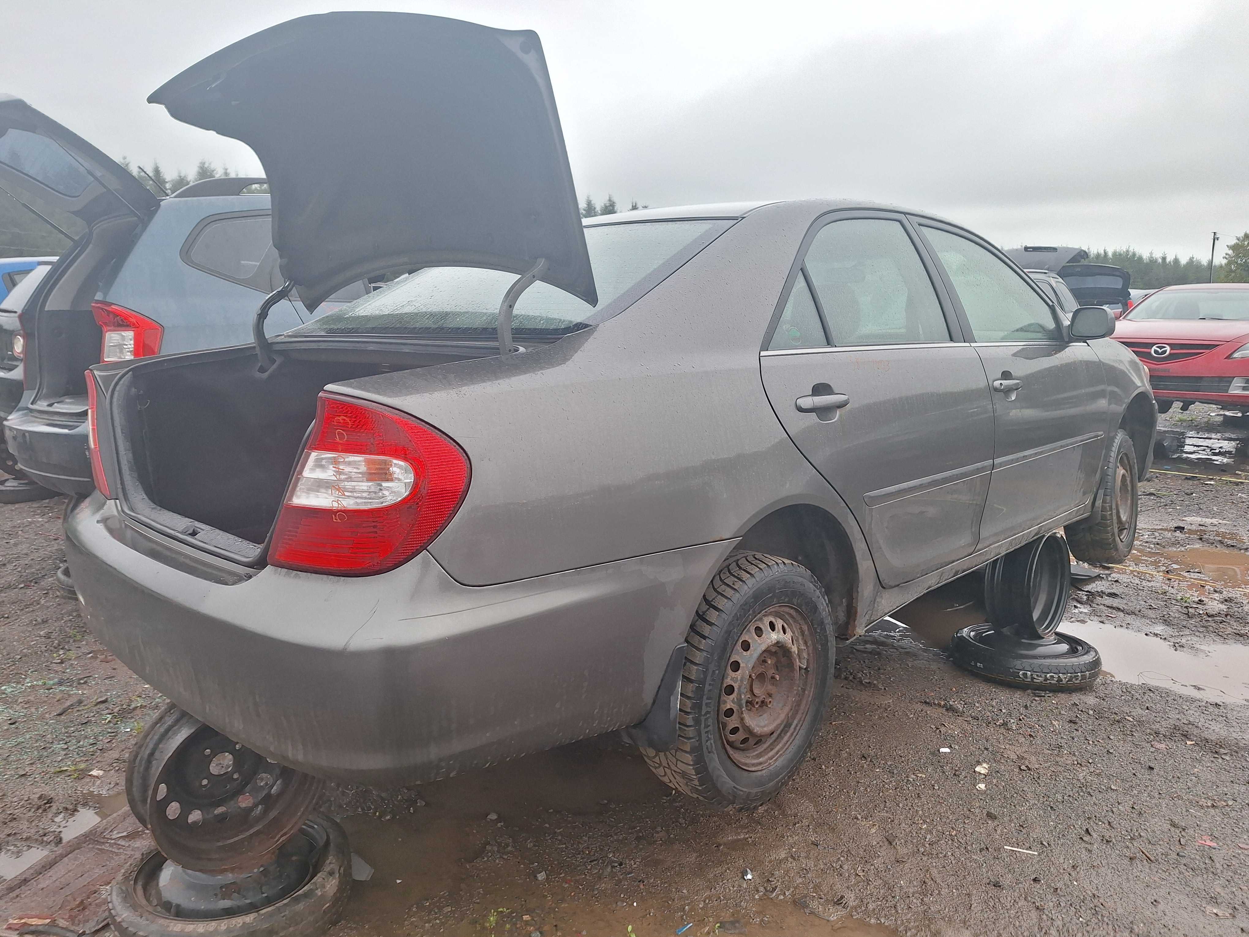 TOYOTA CAMRY 2003