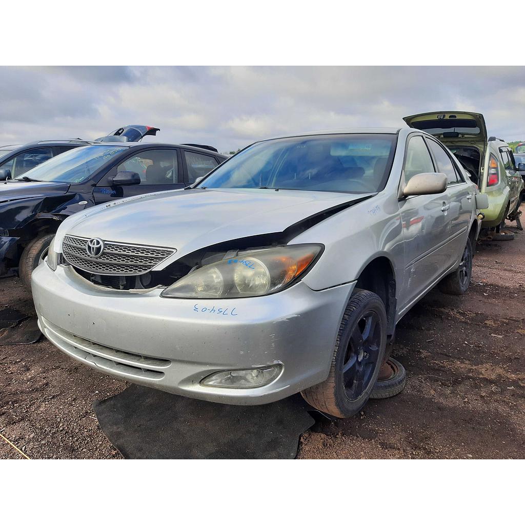 TOYOTA CAMRY 2003