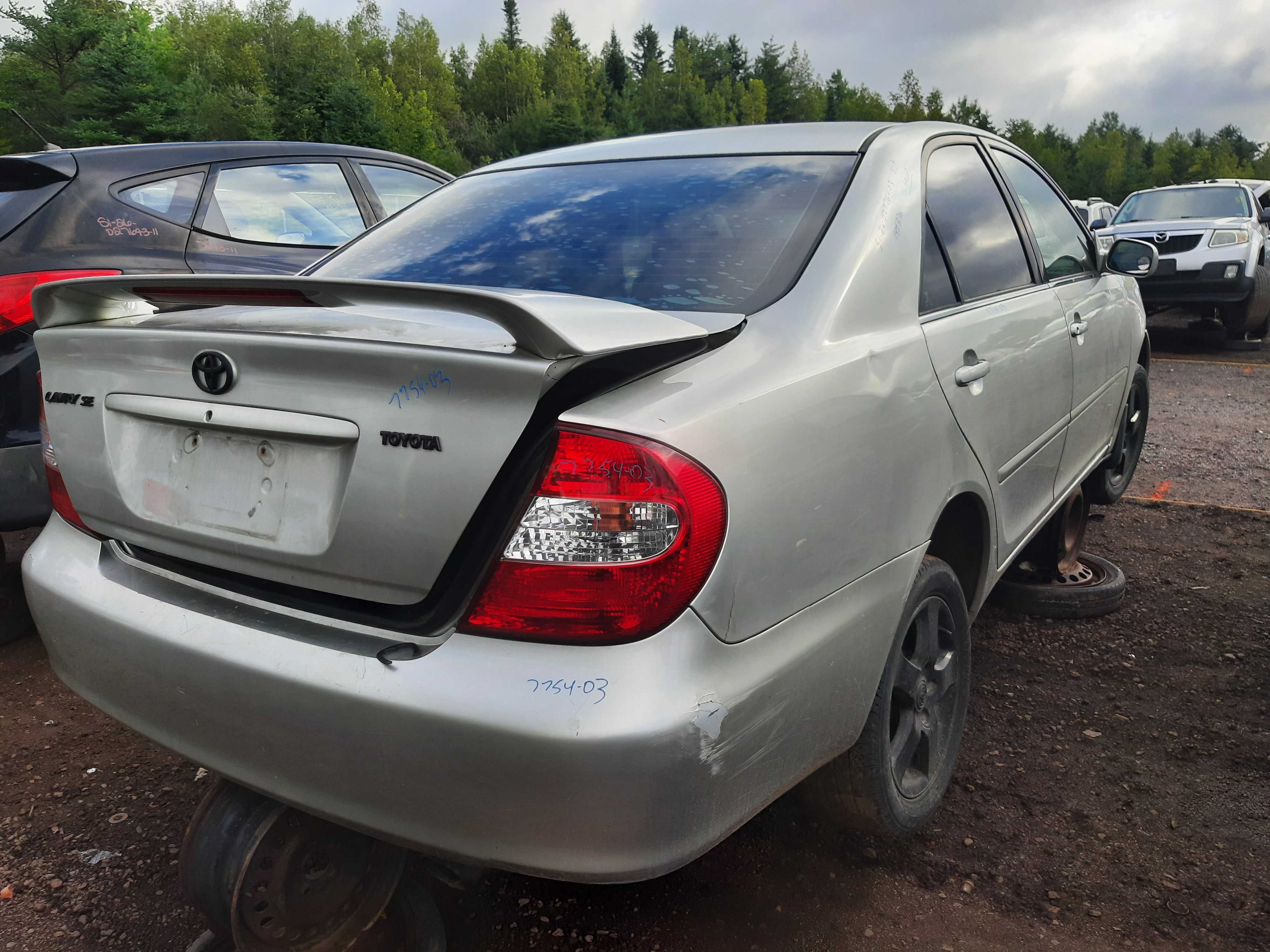TOYOTA CAMRY 2003