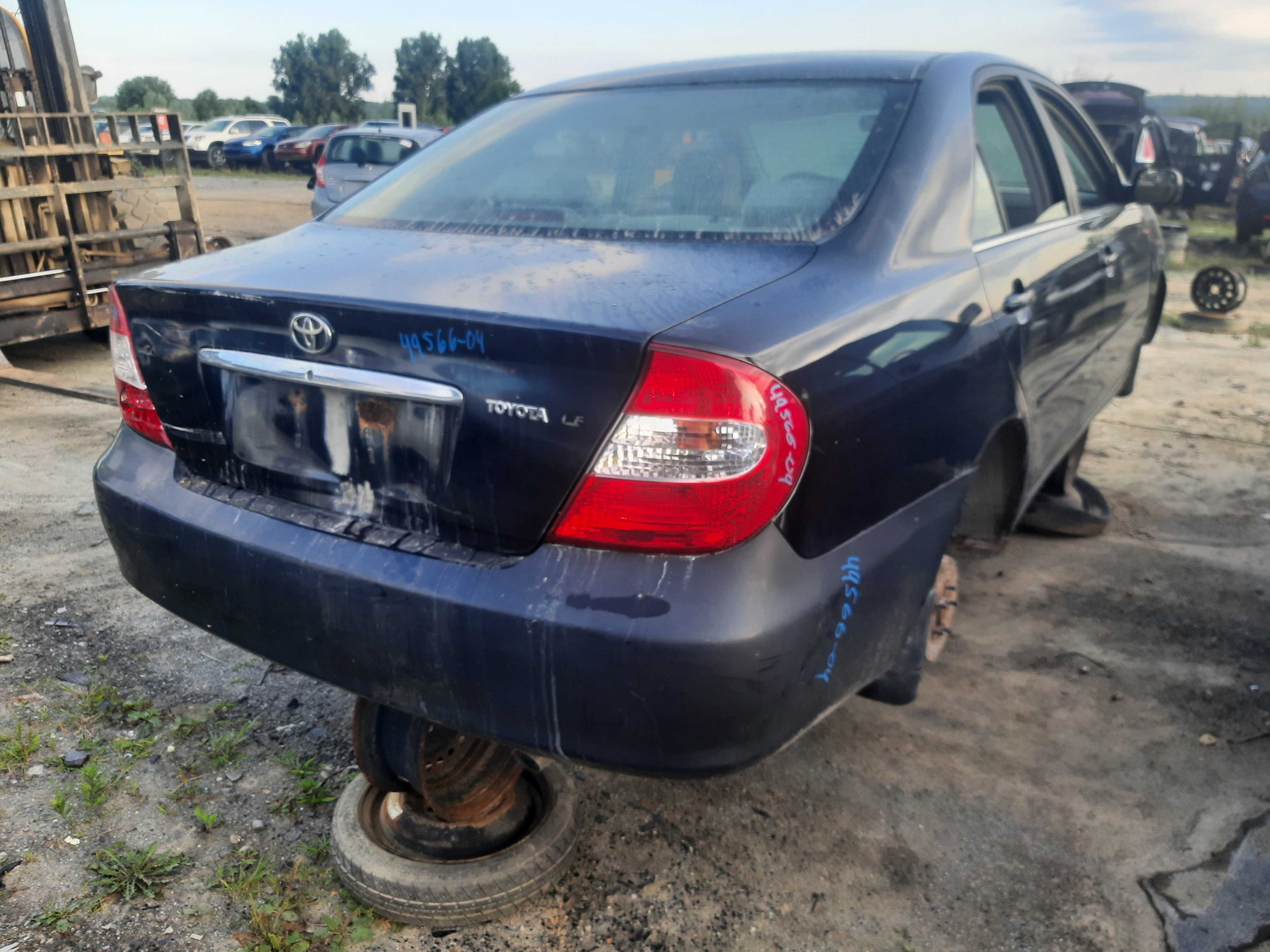TOYOTA CAMRY 2004