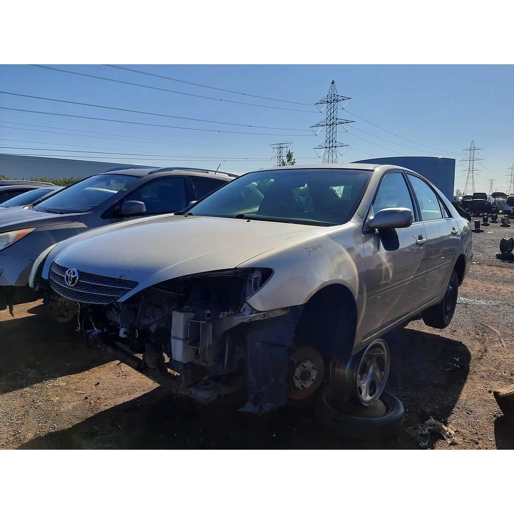 TOYOTA CAMRY 2004