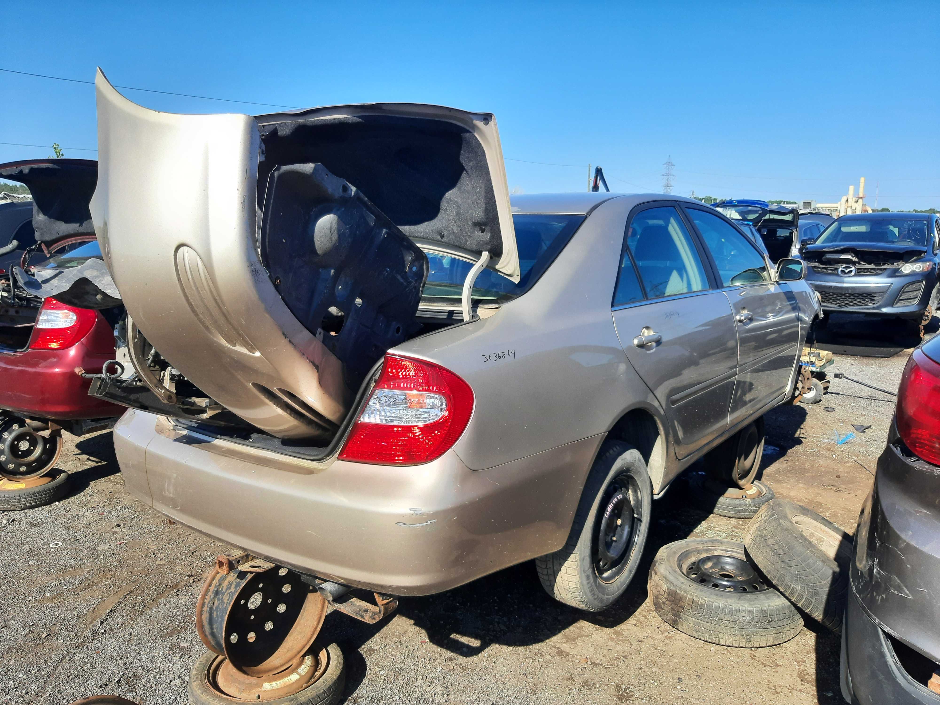 TOYOTA CAMRY 2004