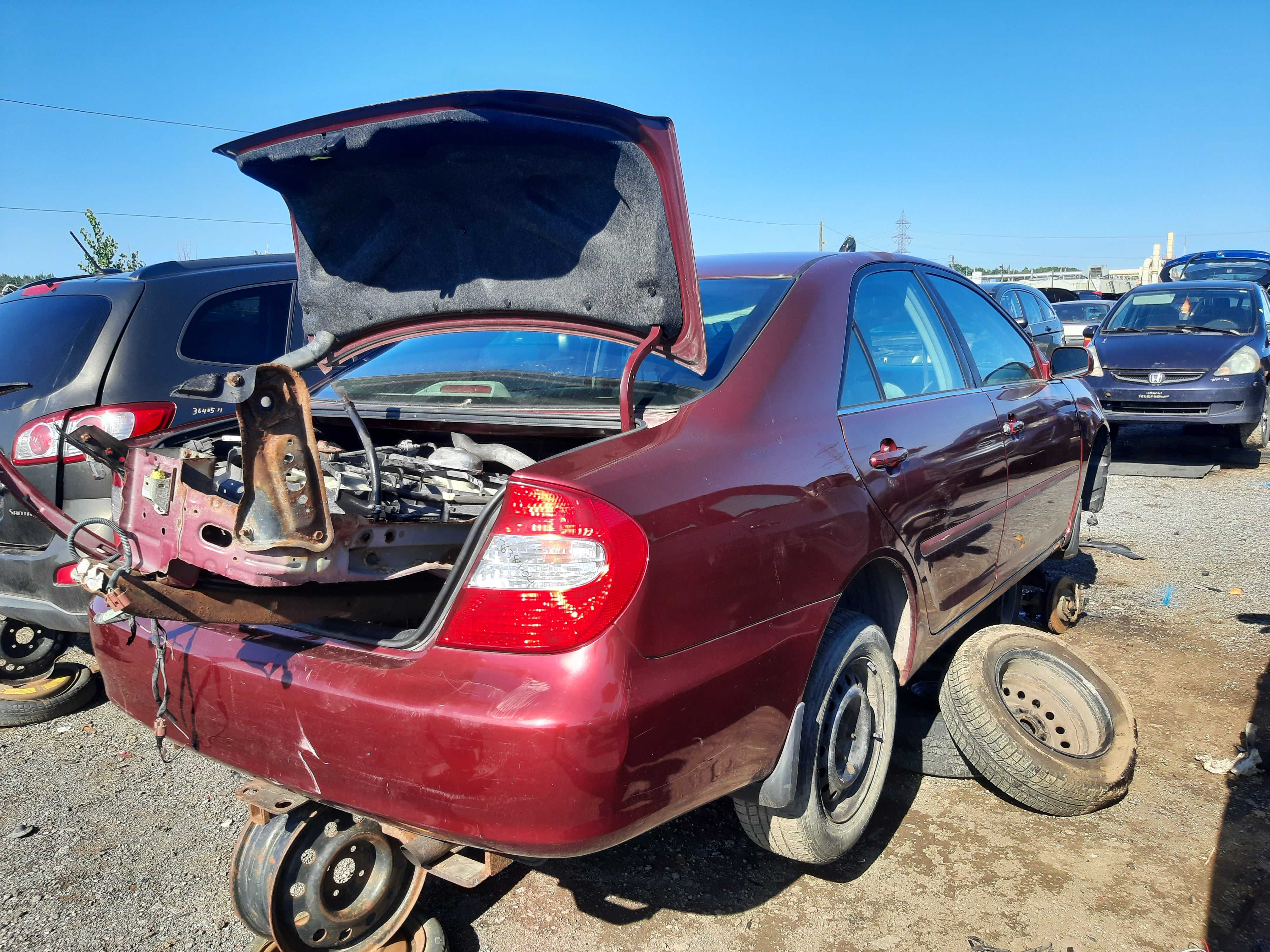 TOYOTA CAMRY 2004