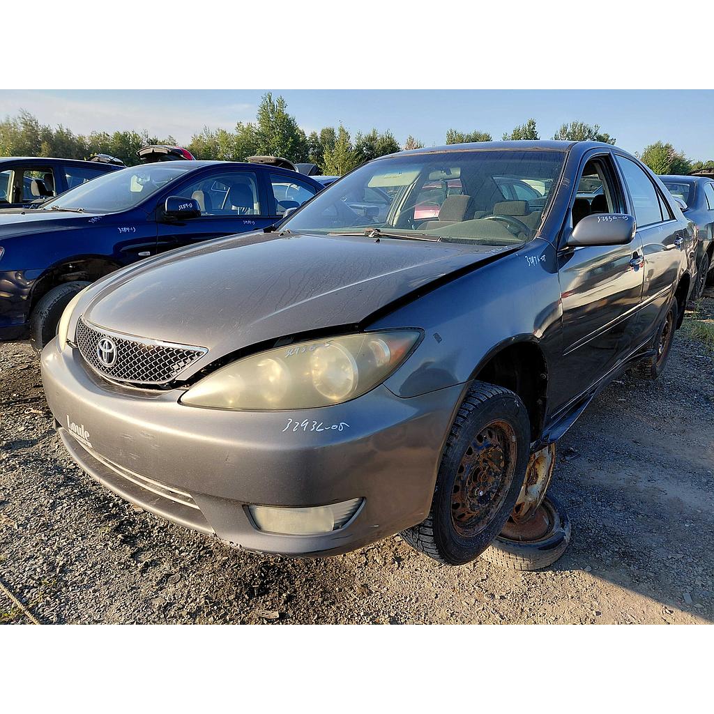 TOYOTA CAMRY 2005