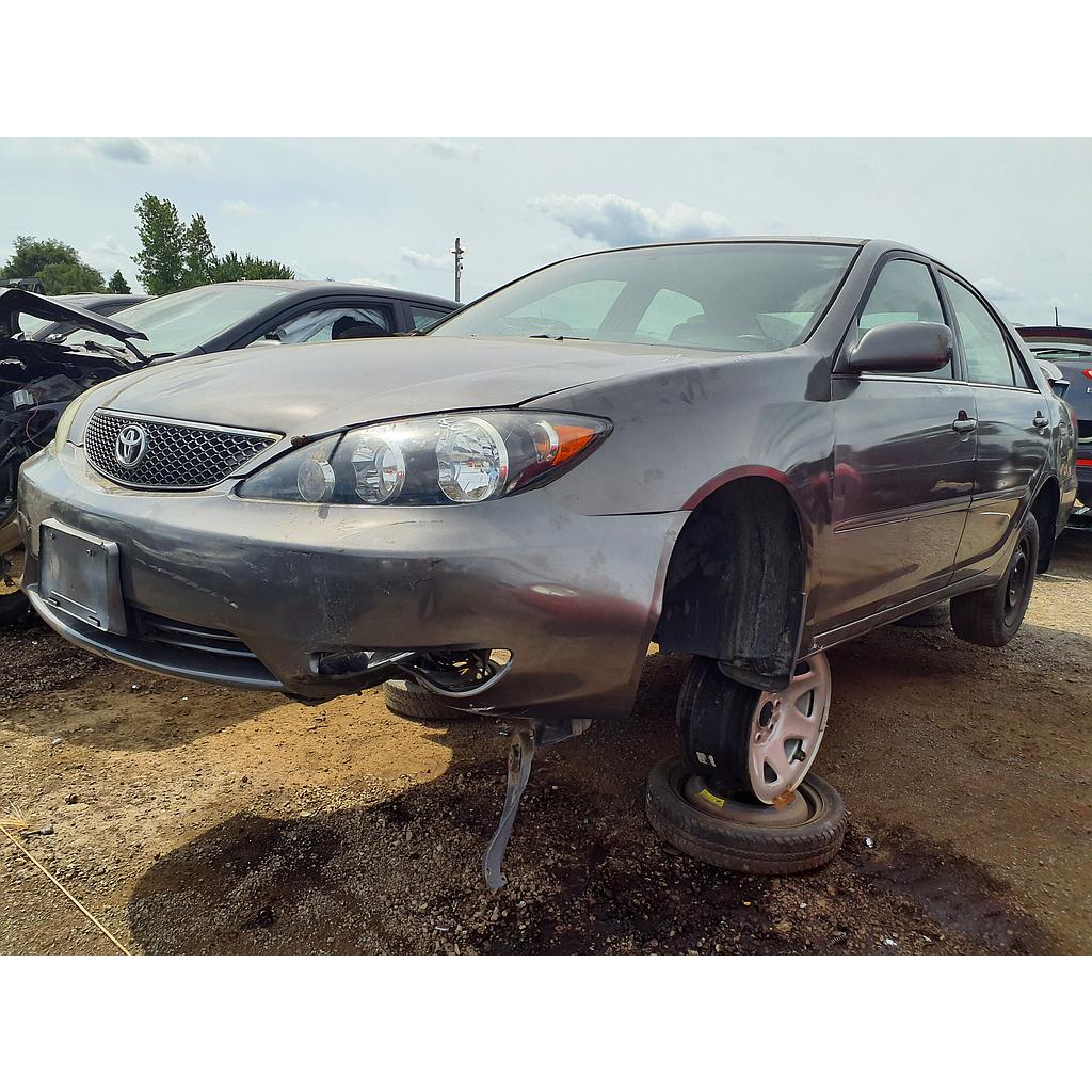 TOYOTA CAMRY 2005