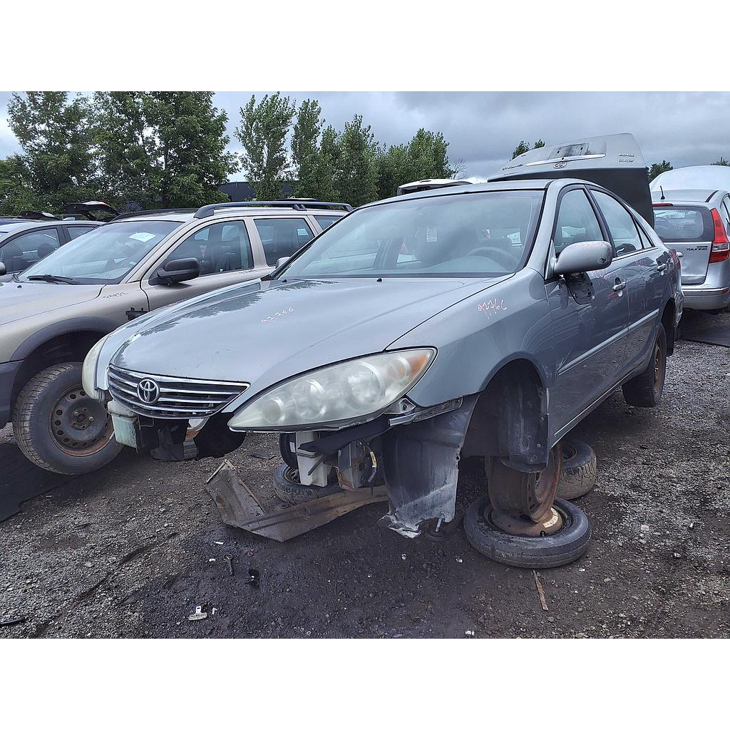 TOYOTA CAMRY 2005