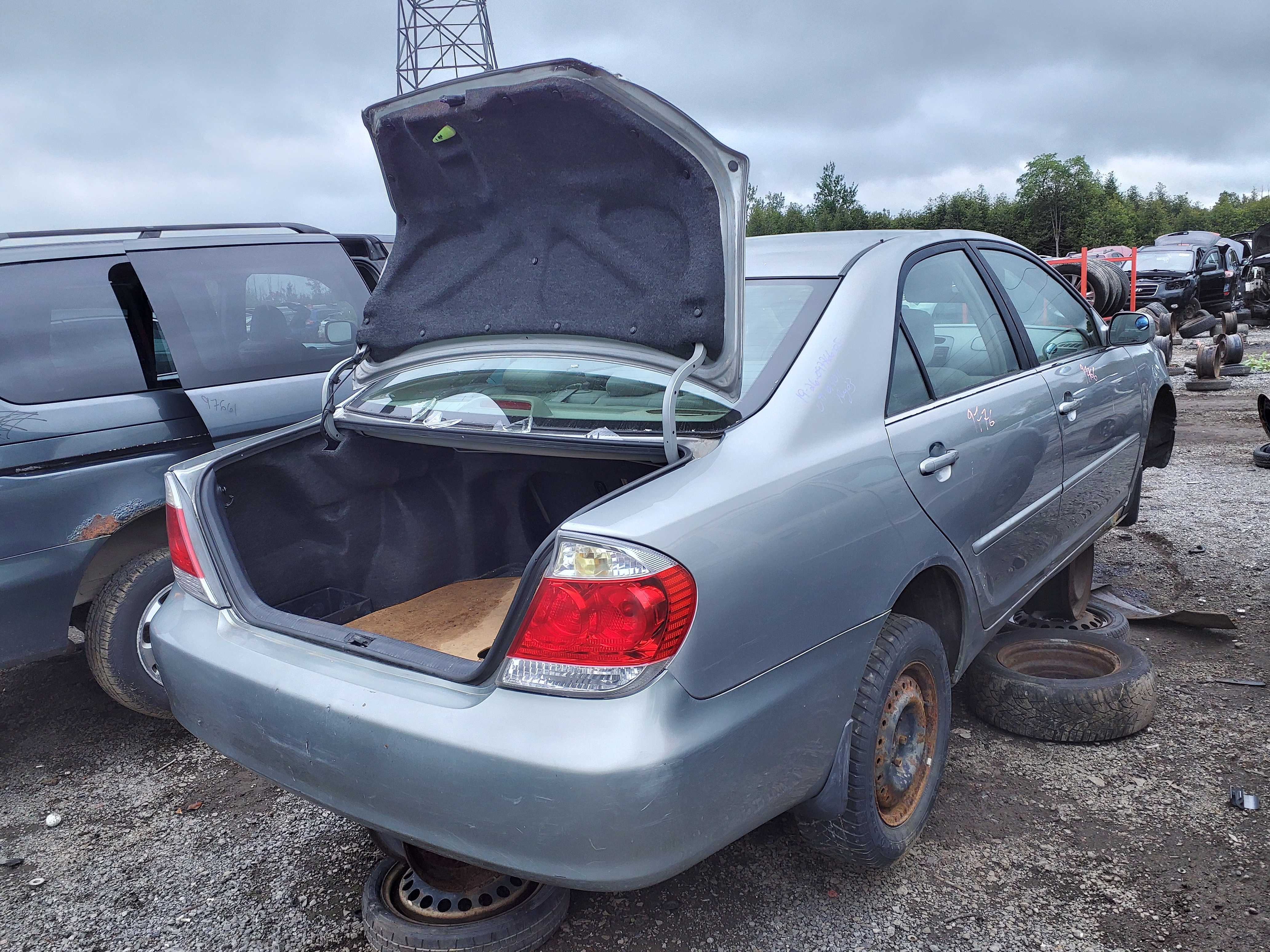 TOYOTA CAMRY 2005