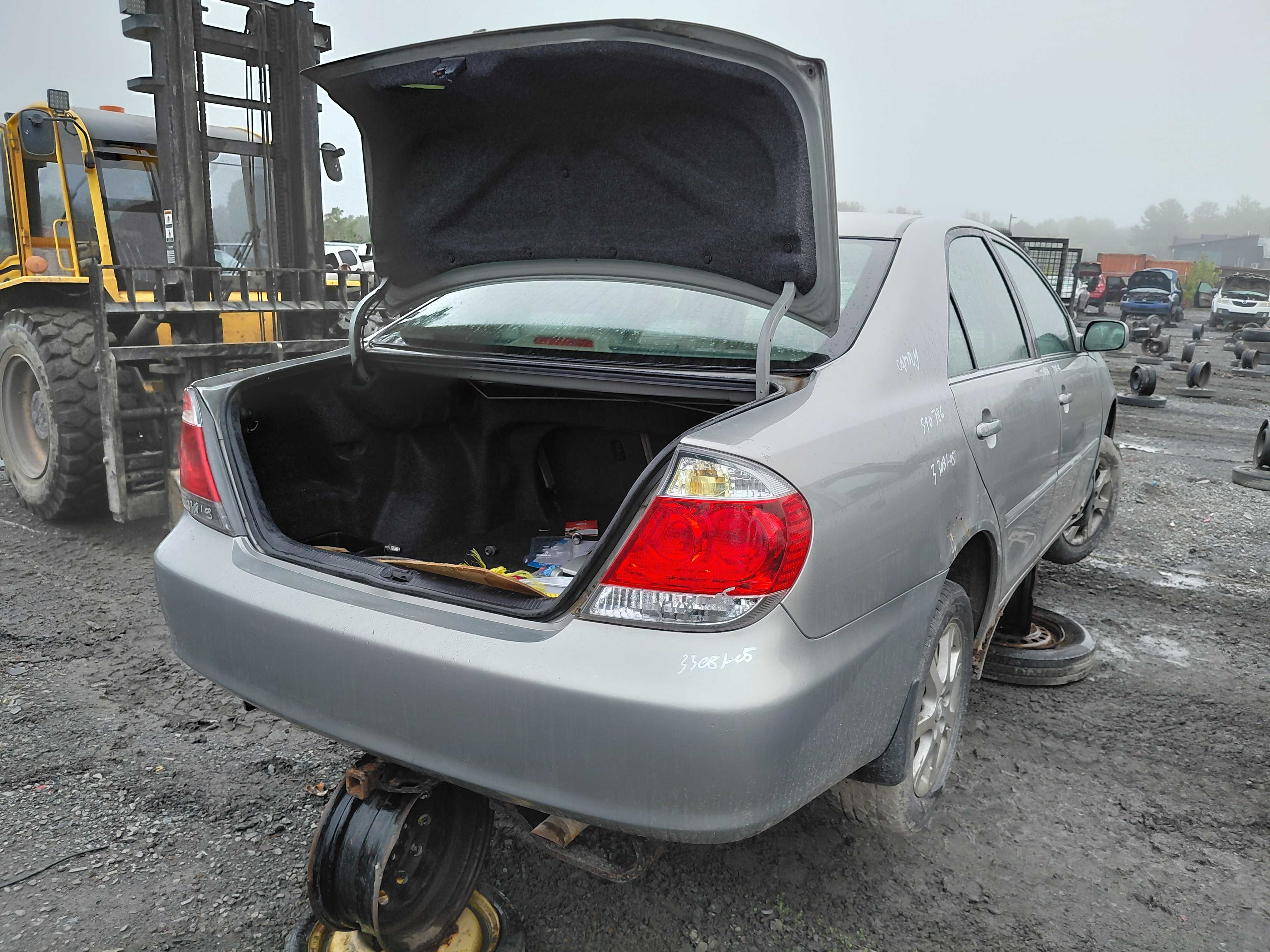 TOYOTA CAMRY 2005