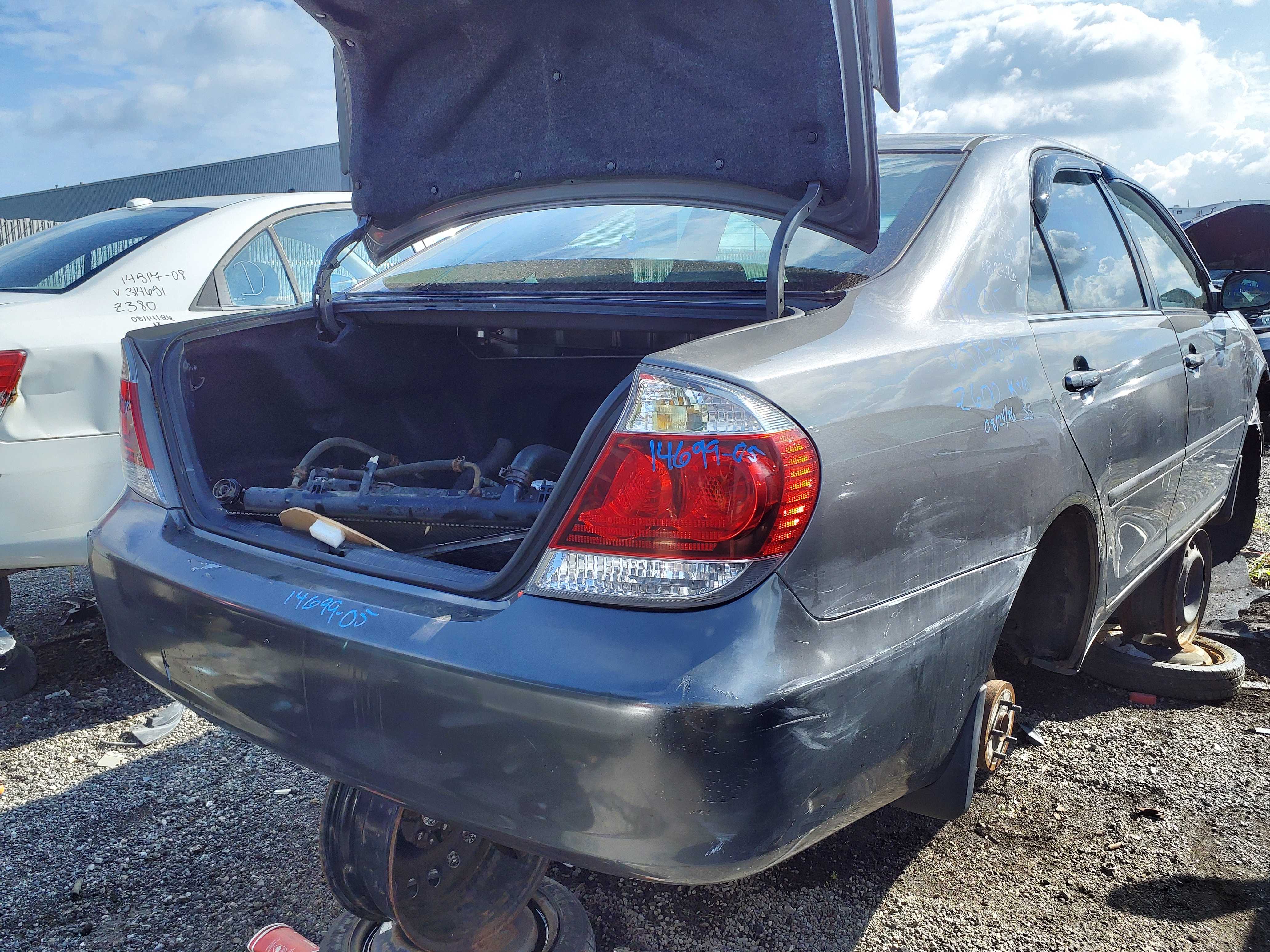 TOYOTA CAMRY 2005