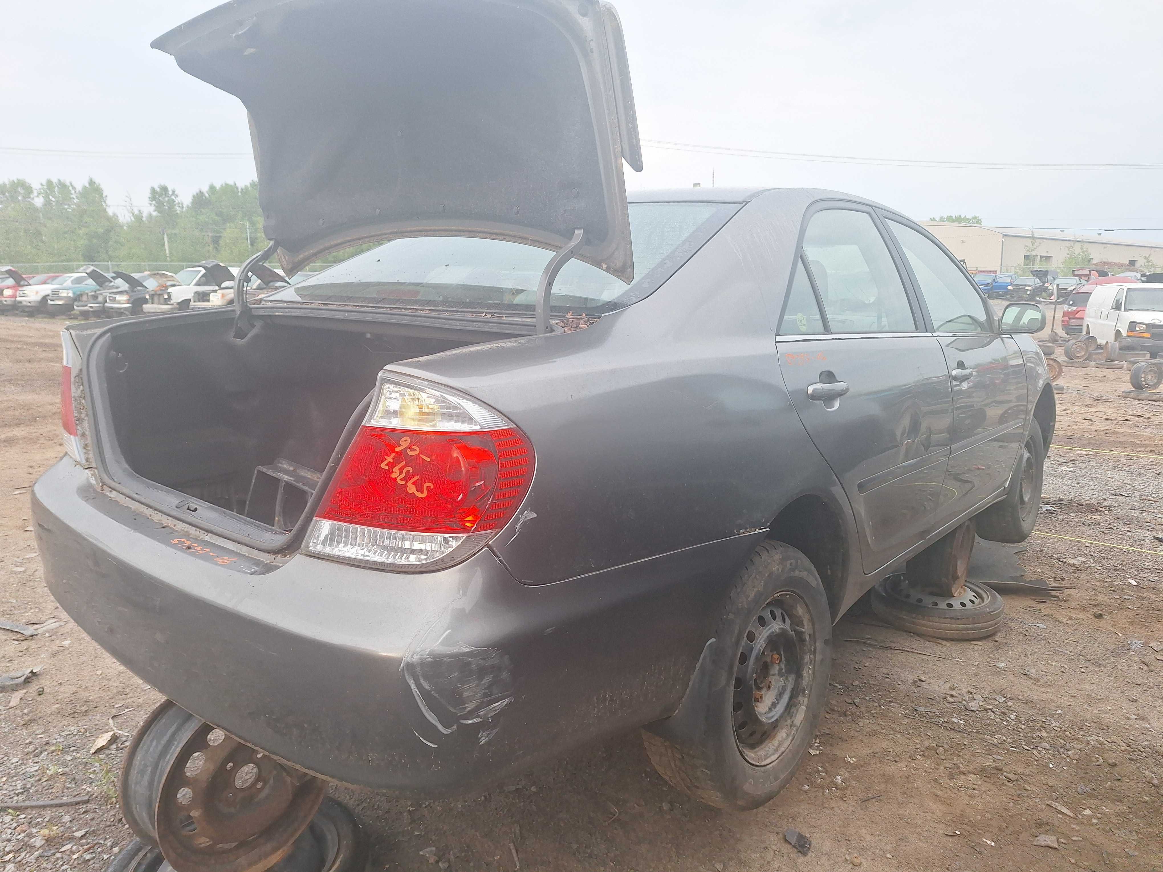 TOYOTA CAMRY 2006