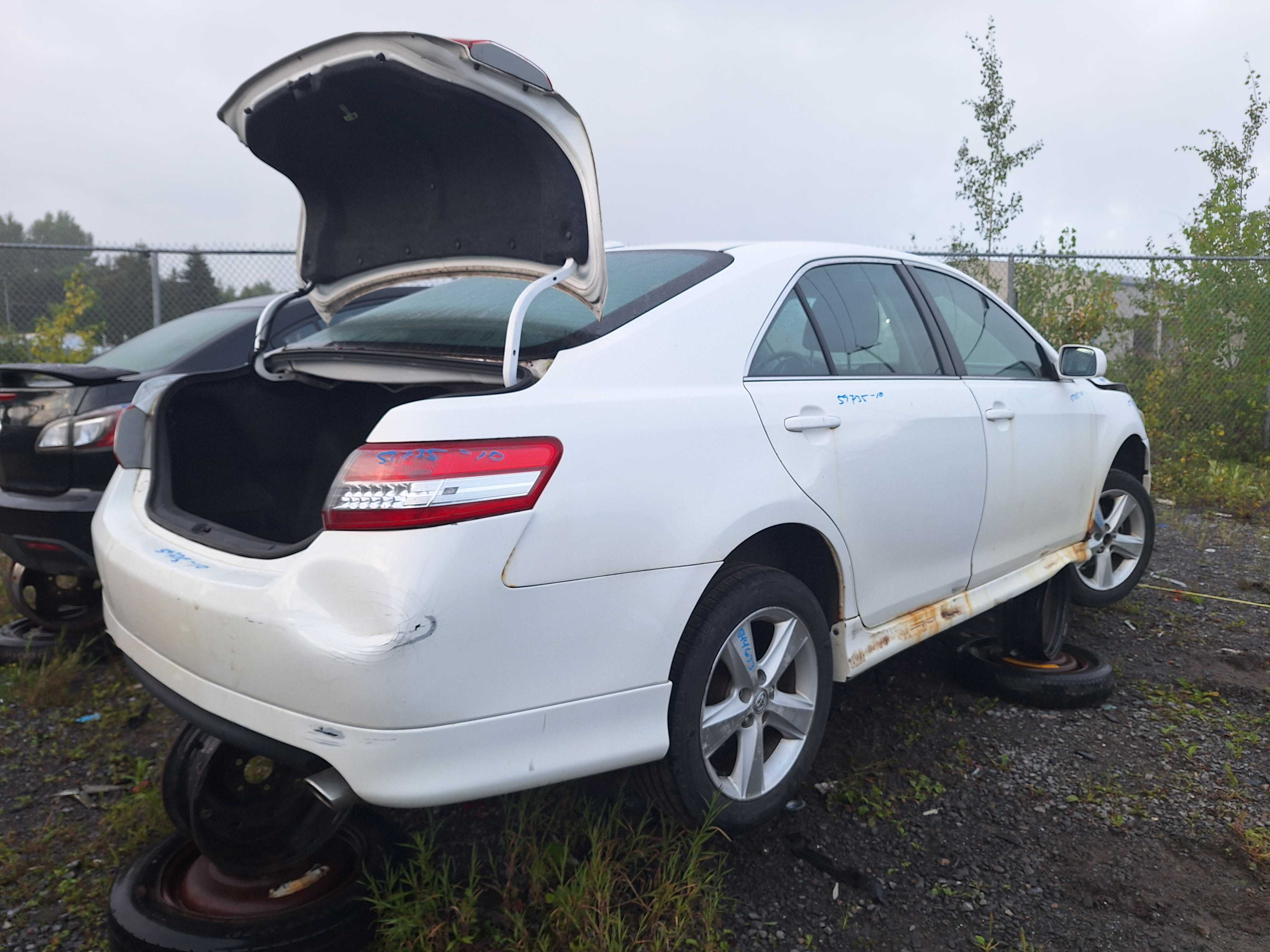 TOYOTA CAMRY 2010