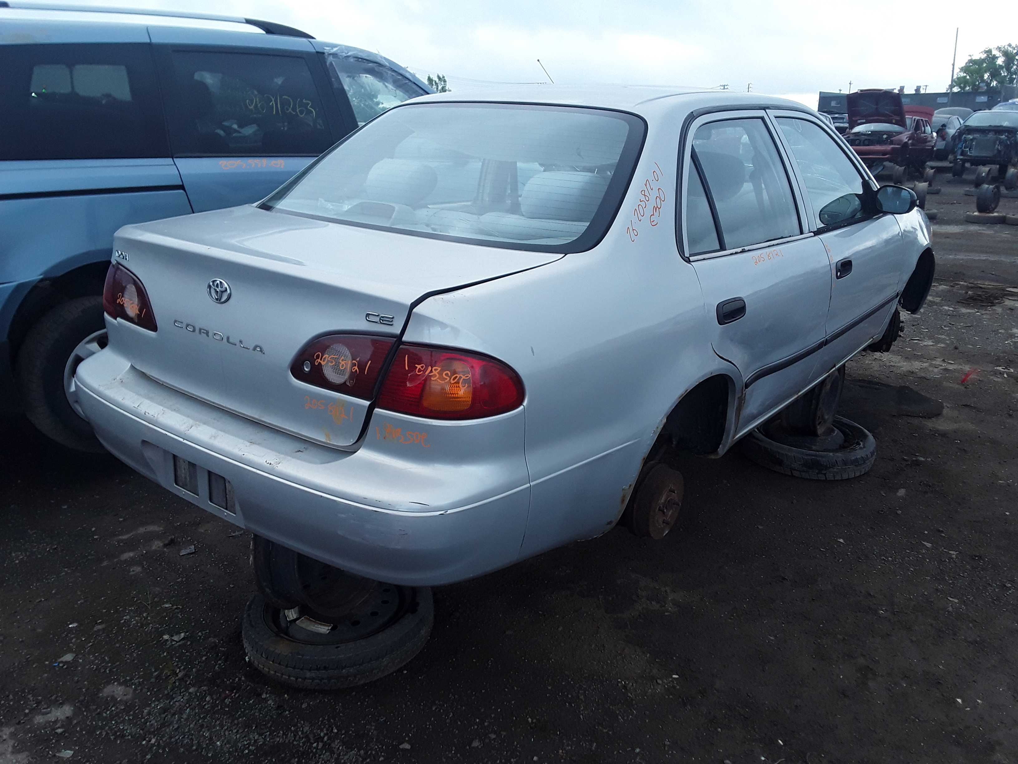 TOYOTA COROLLA 2001