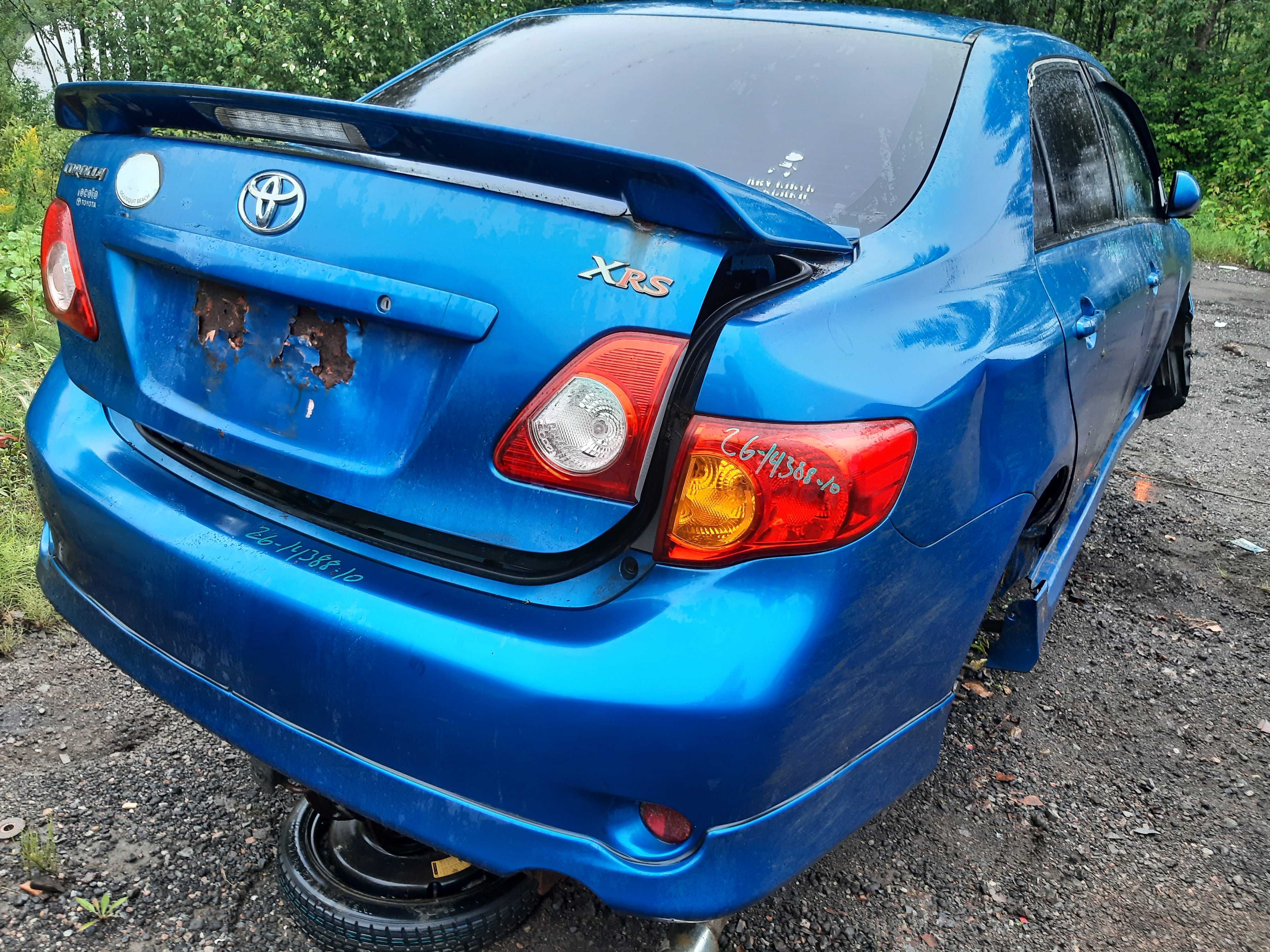 TOYOTA COROLLA 2010