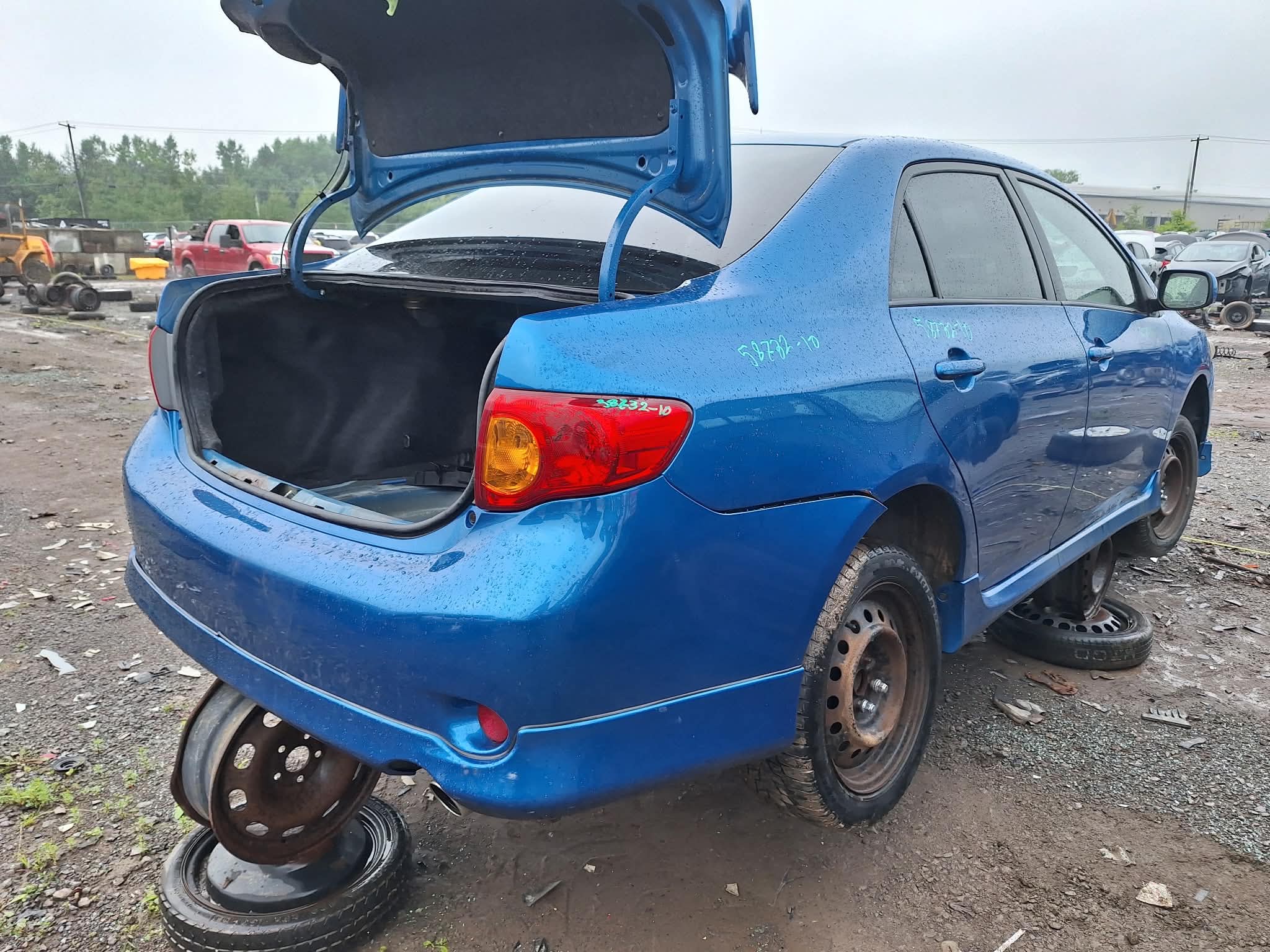 TOYOTA COROLLA 2010