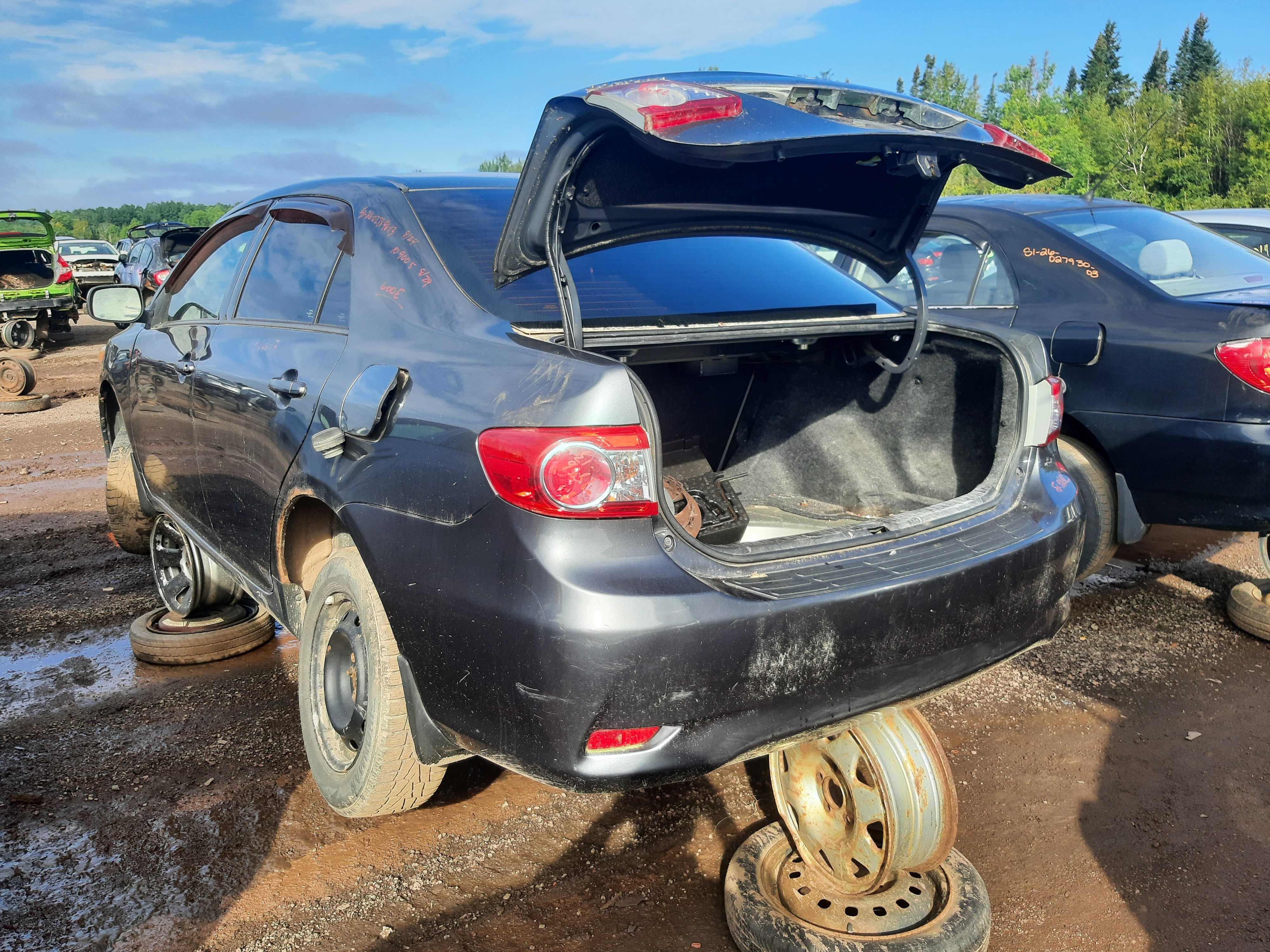 TOYOTA COROLLA 2013