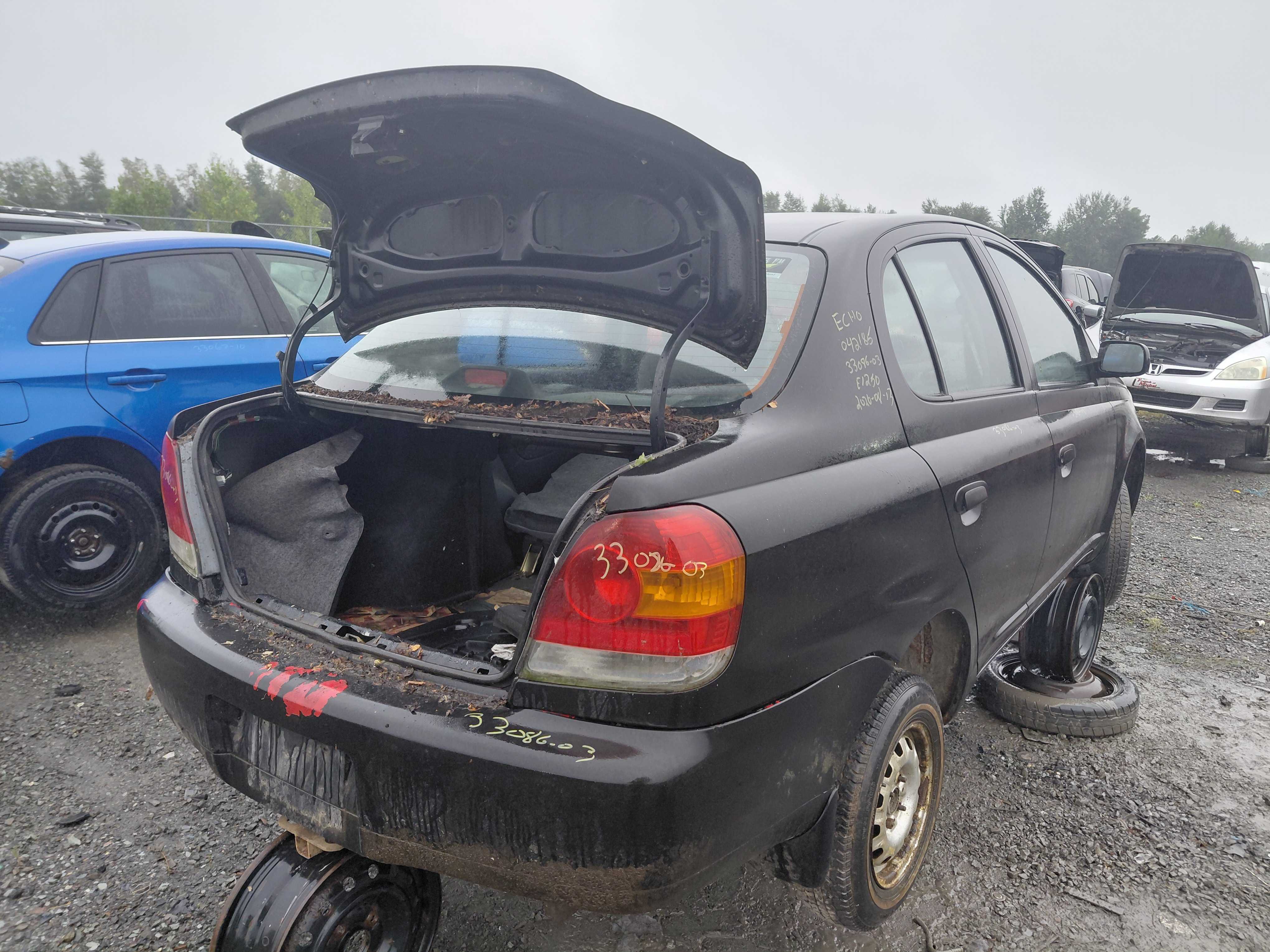 TOYOTA ECHO 2003