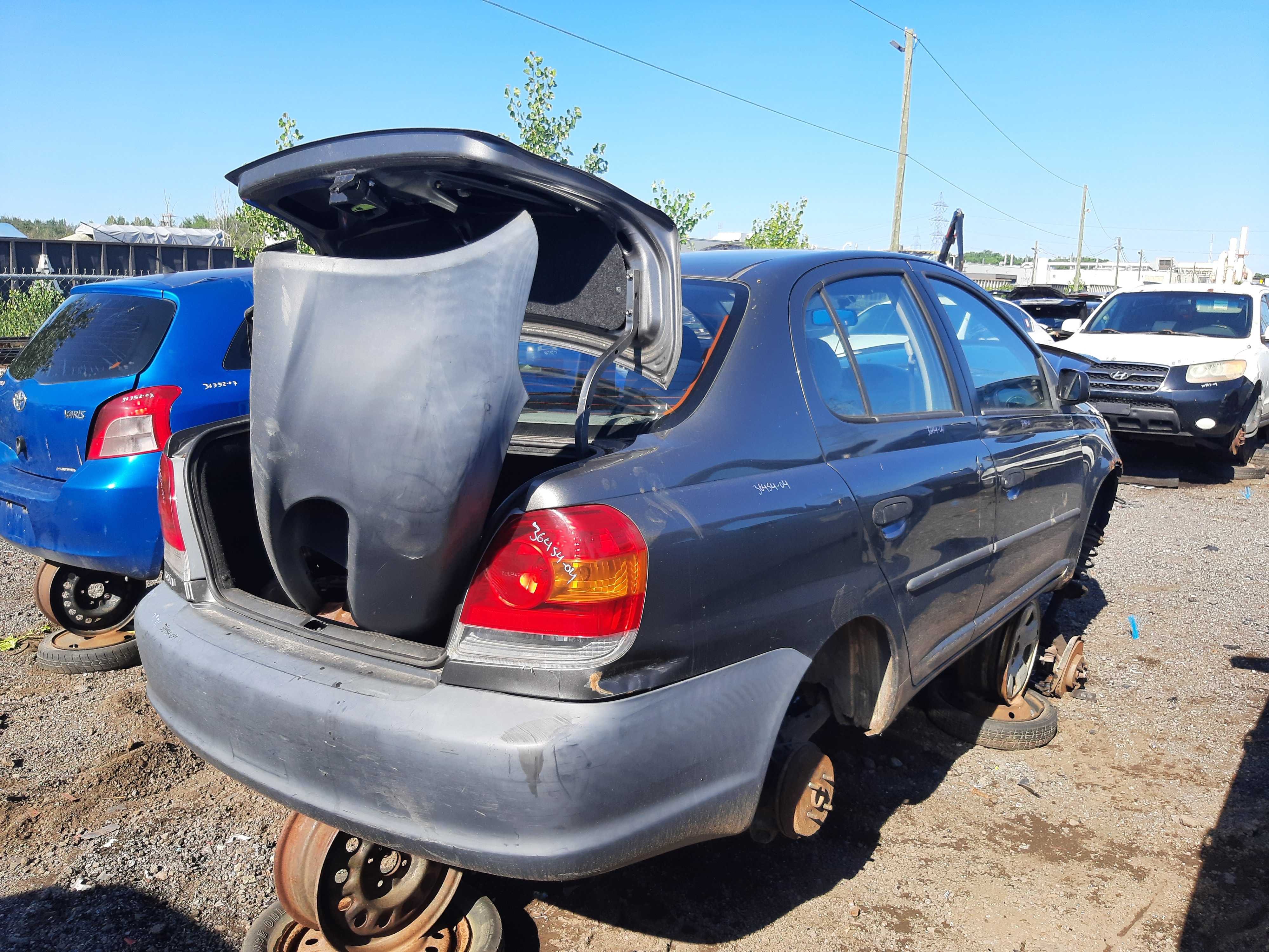 TOYOTA ECHO 2004