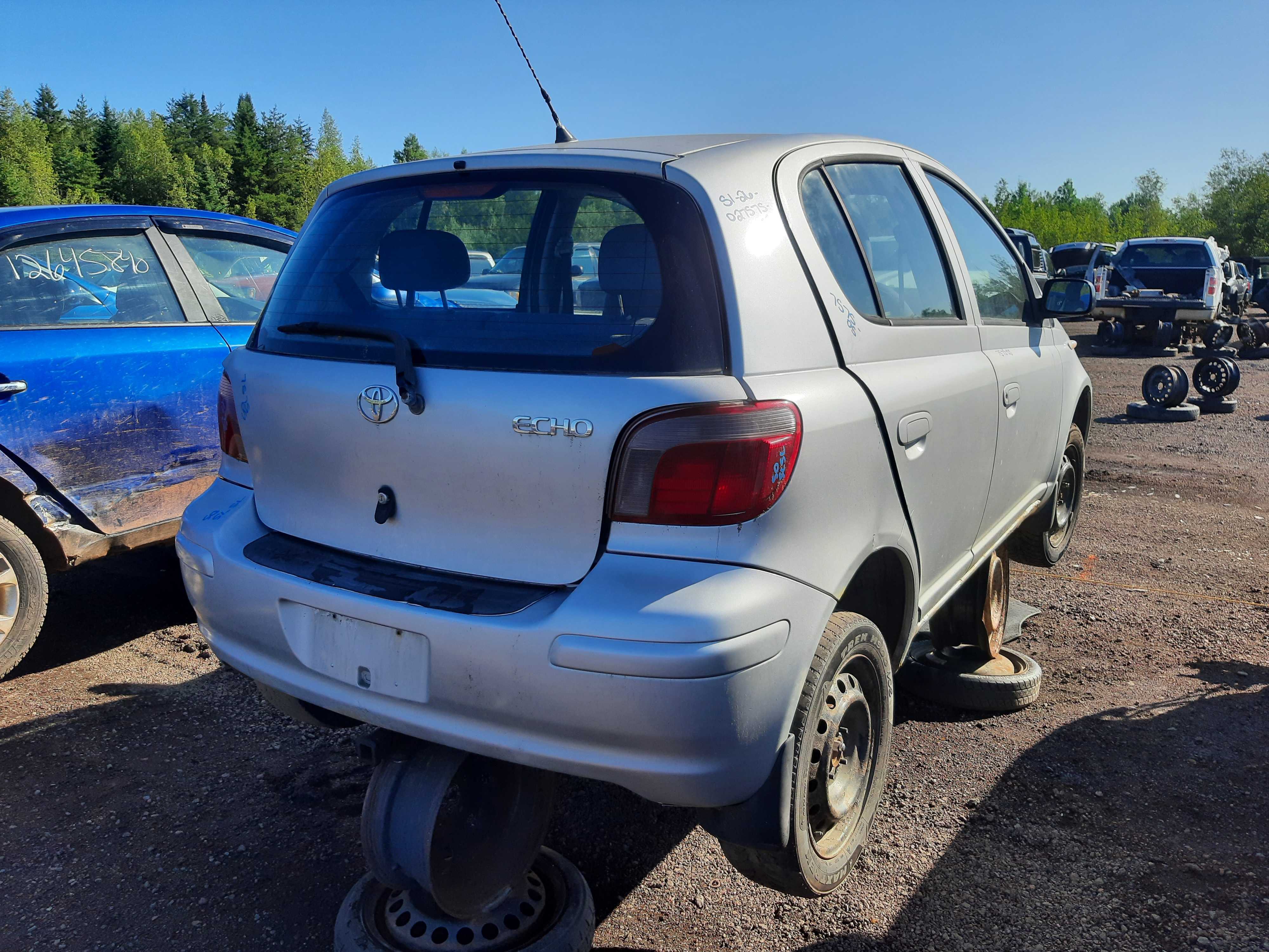 TOYOTA ECHO 2005