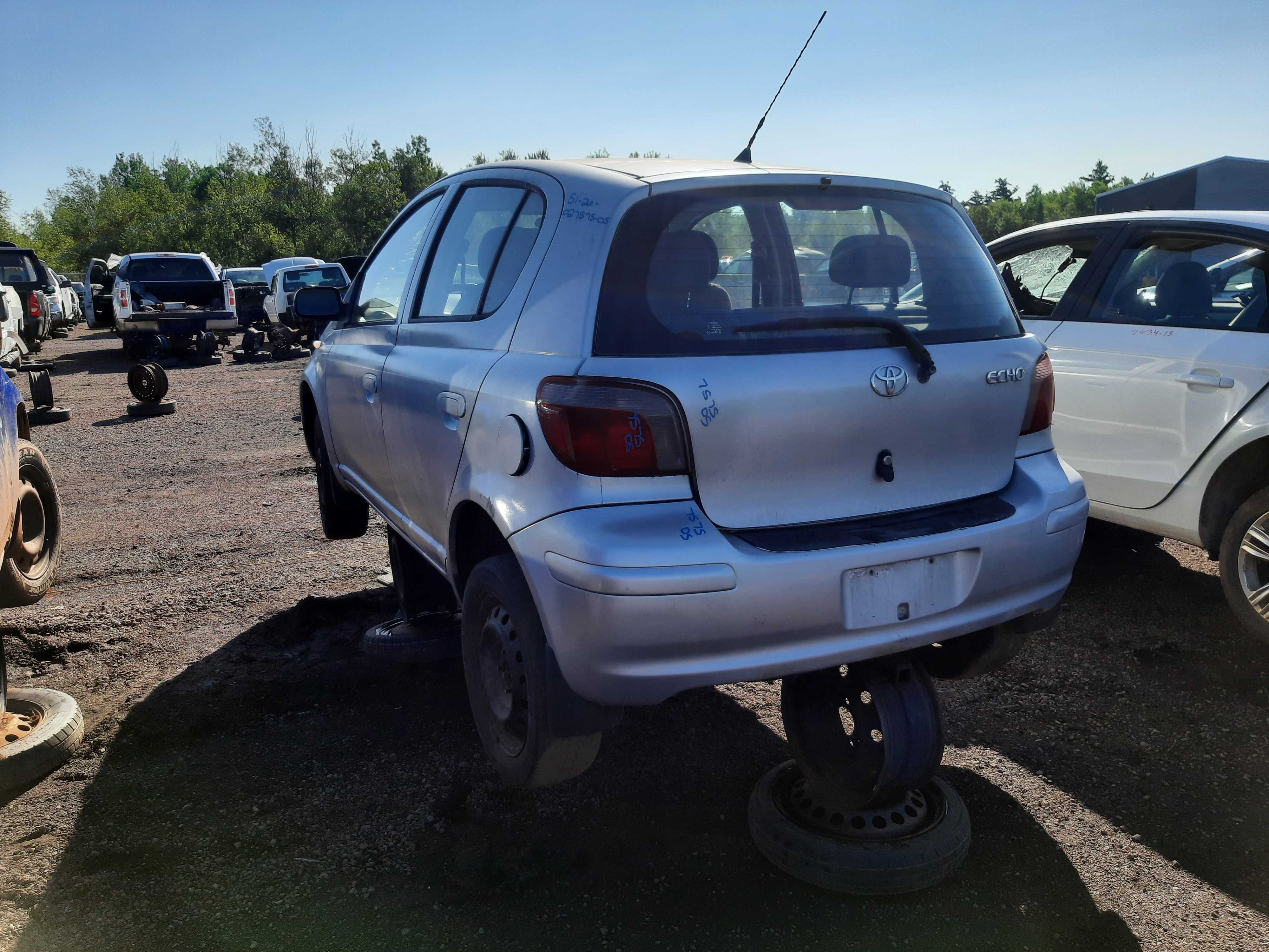 TOYOTA ECHO 2005