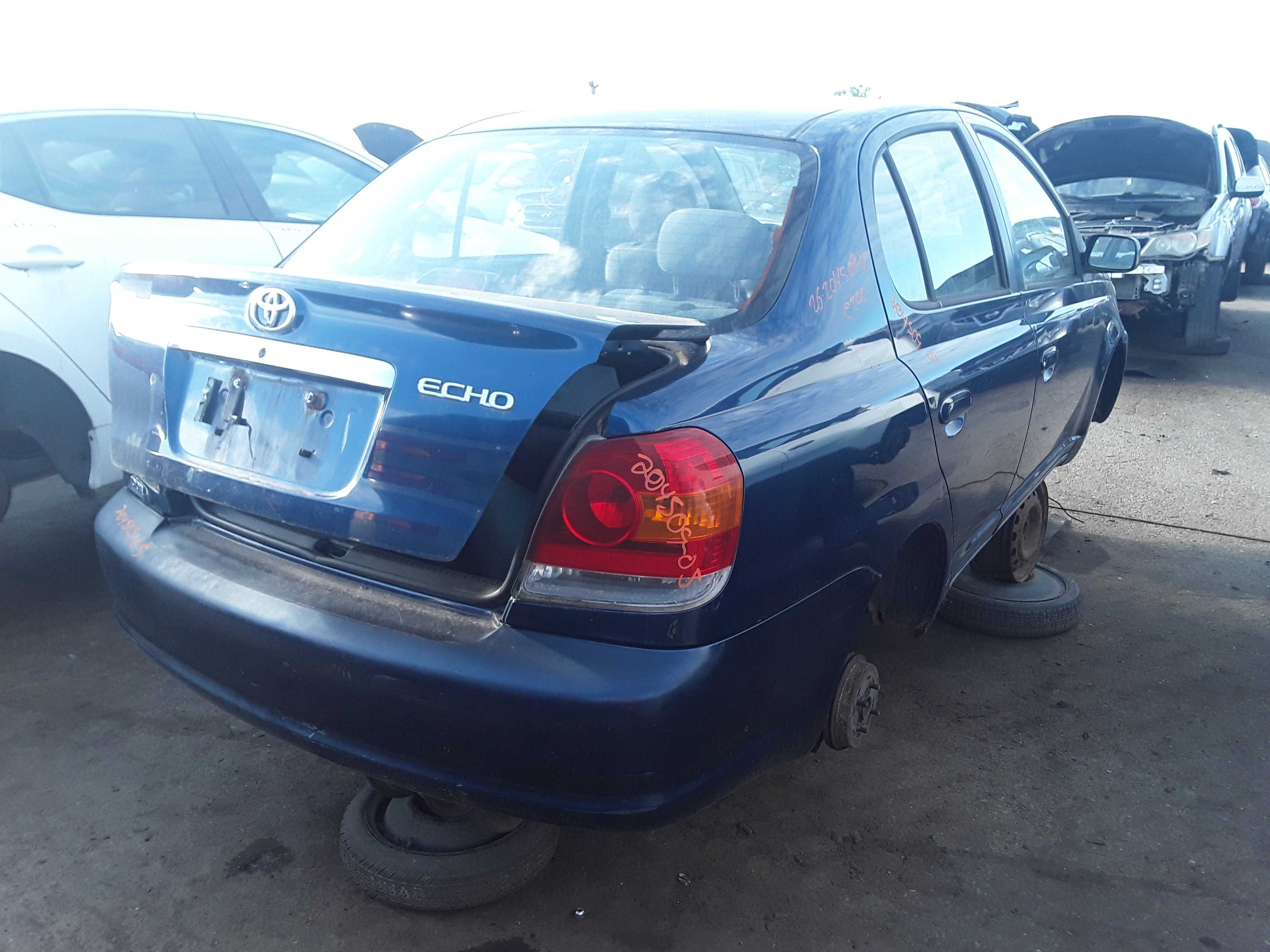 TOYOTA ECHO 2005