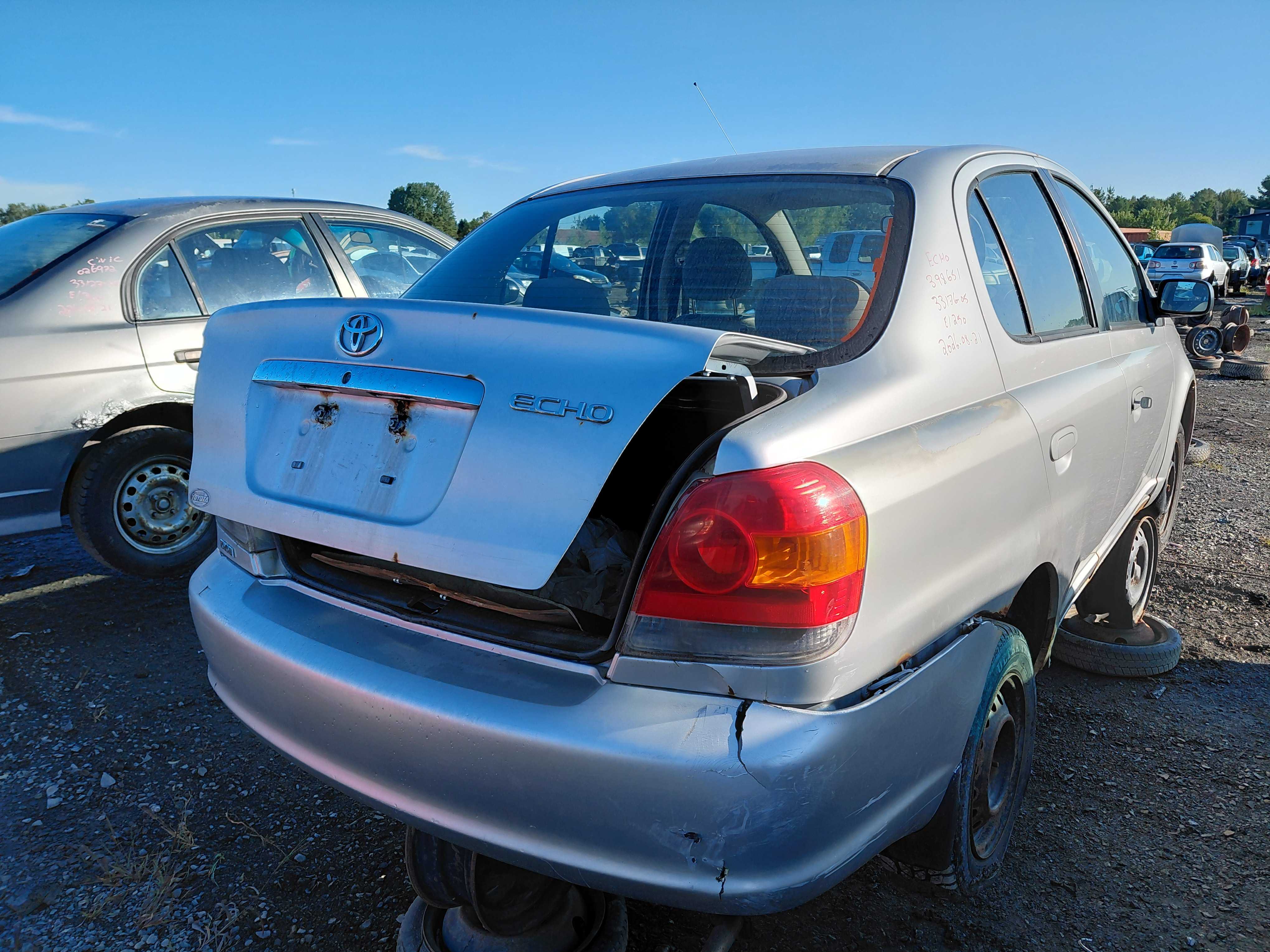 TOYOTA ECHO 2005