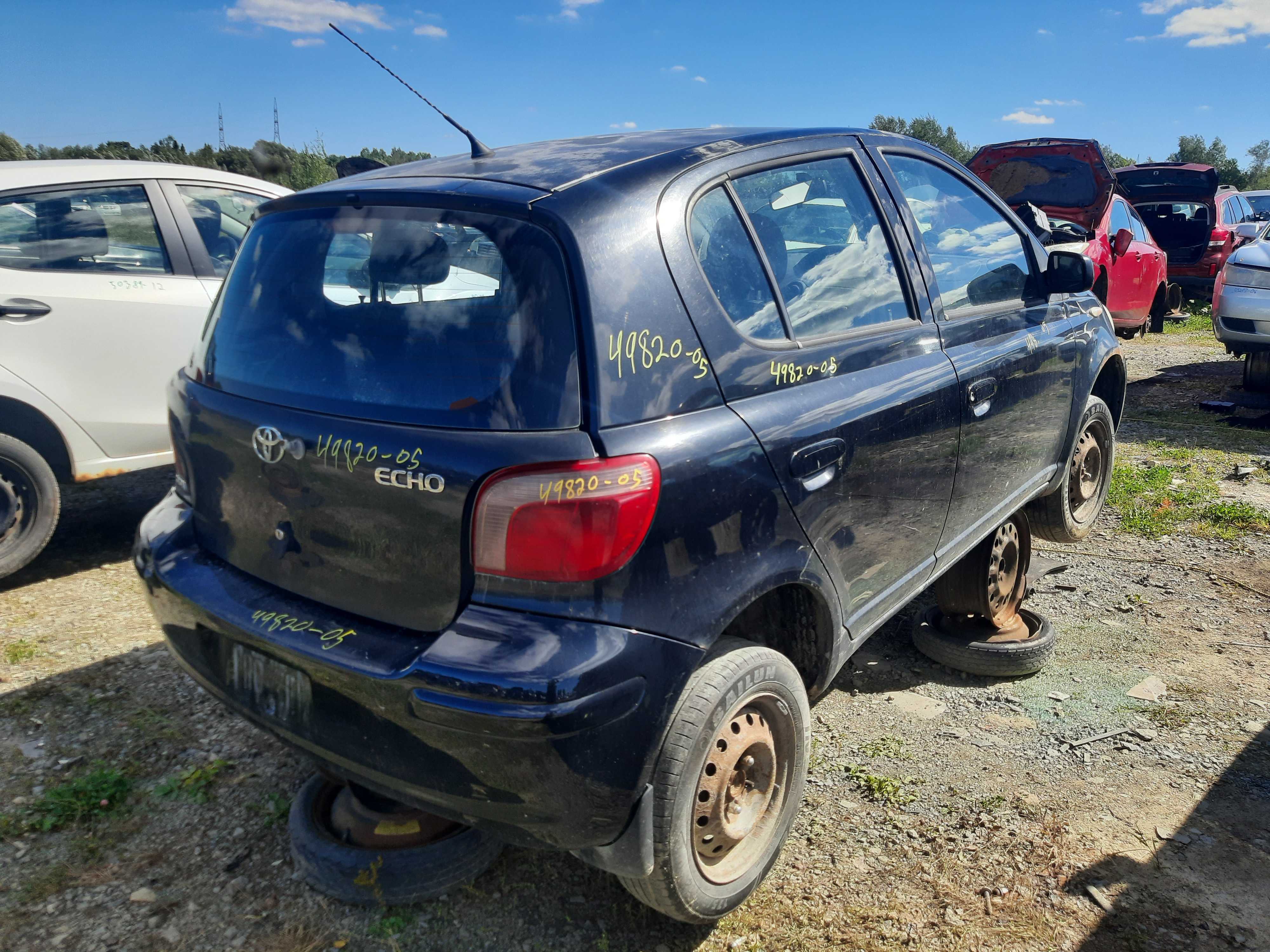 TOYOTA ECHO 2005