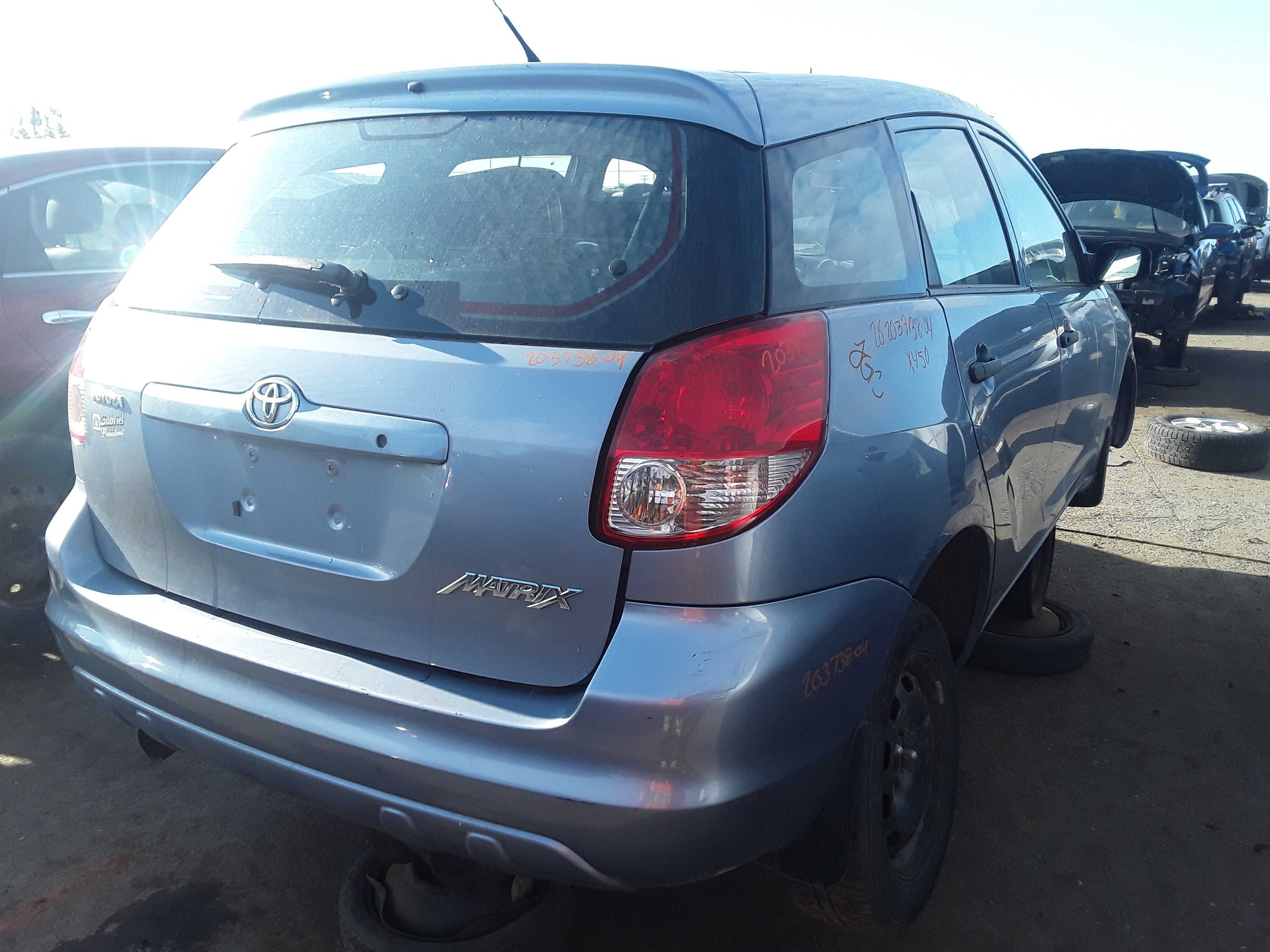 TOYOTA MATRIX 2004