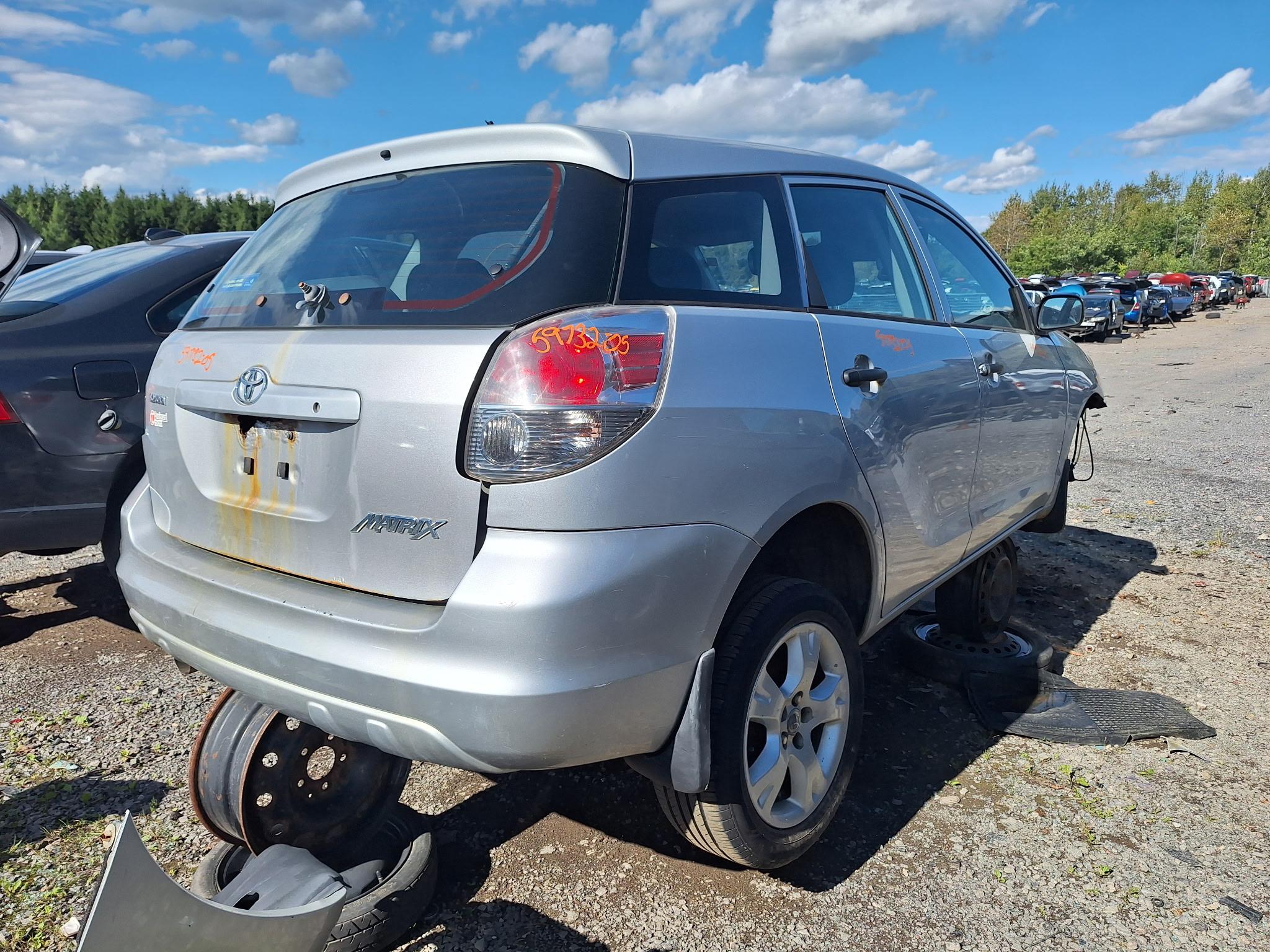 TOYOTA MATRIX 2005