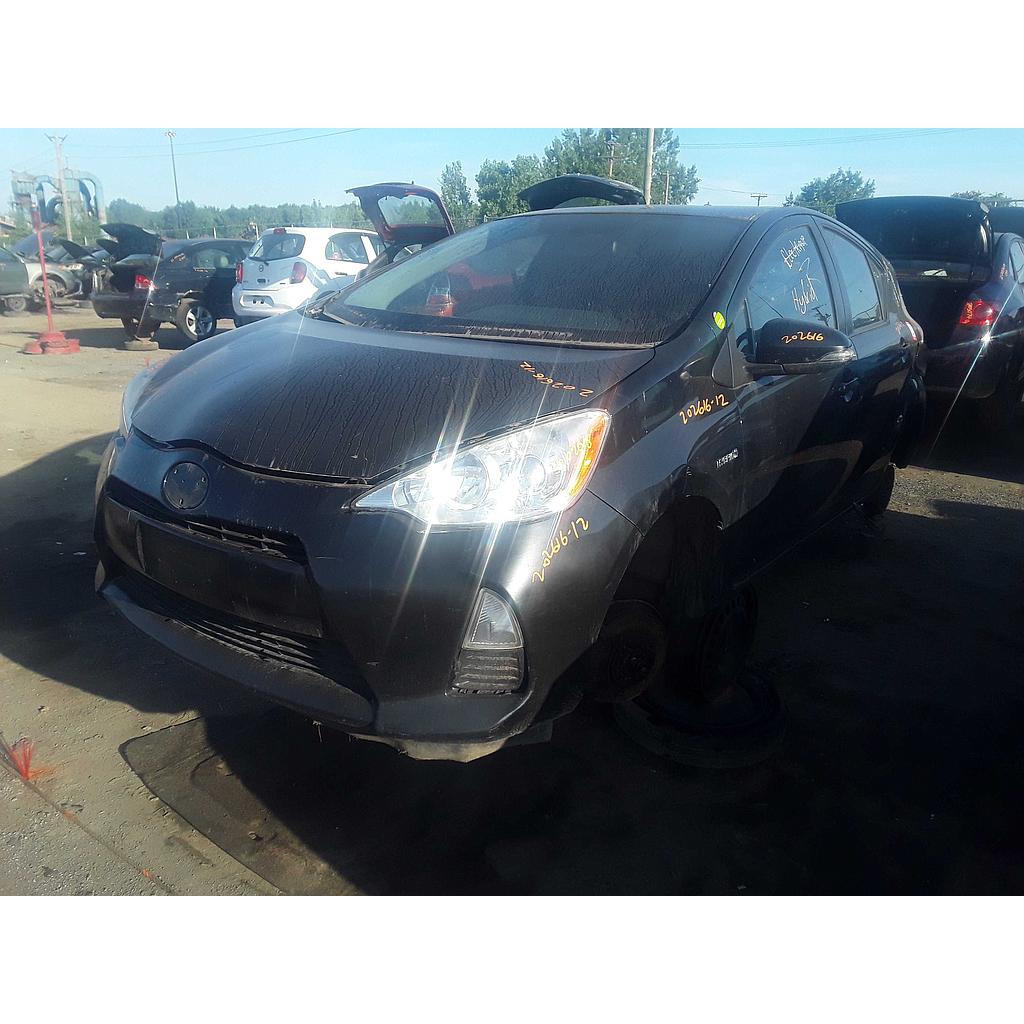TOYOTA PRIUS 2012