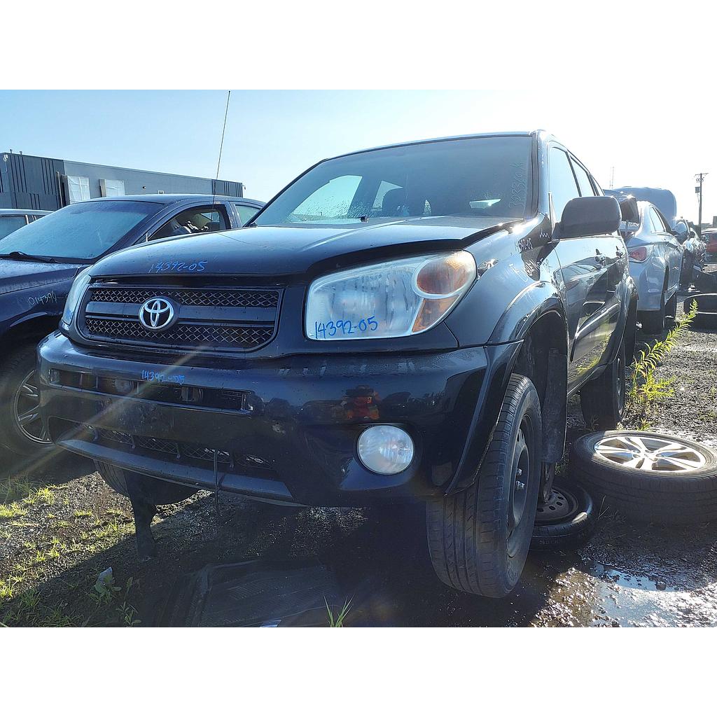 TOYOTA RAV4 2005