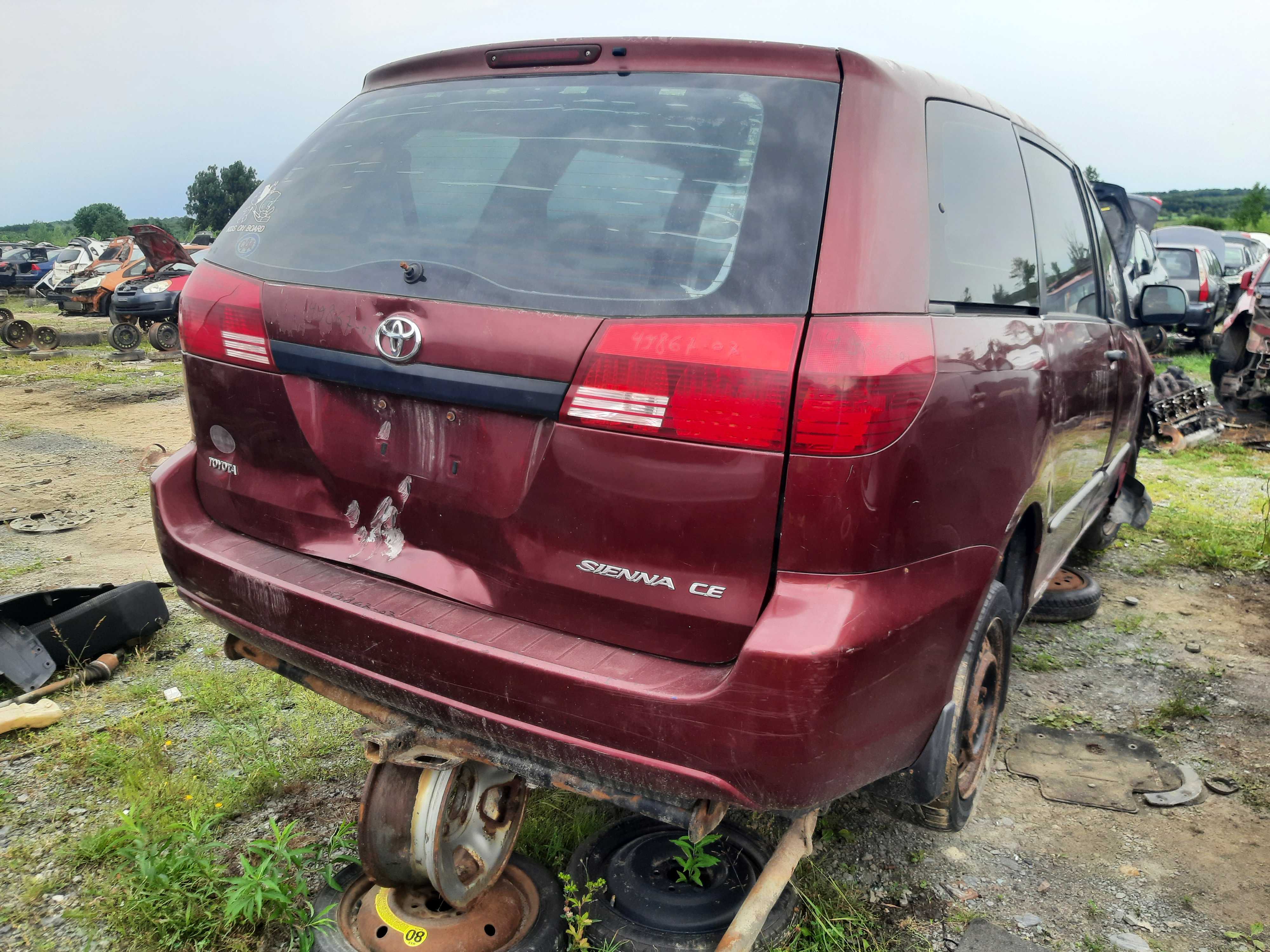 TOYOTA SIENNA 2004