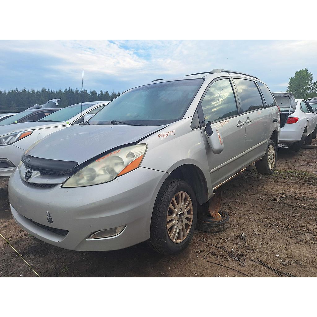 TOYOTA SIENNA 2007