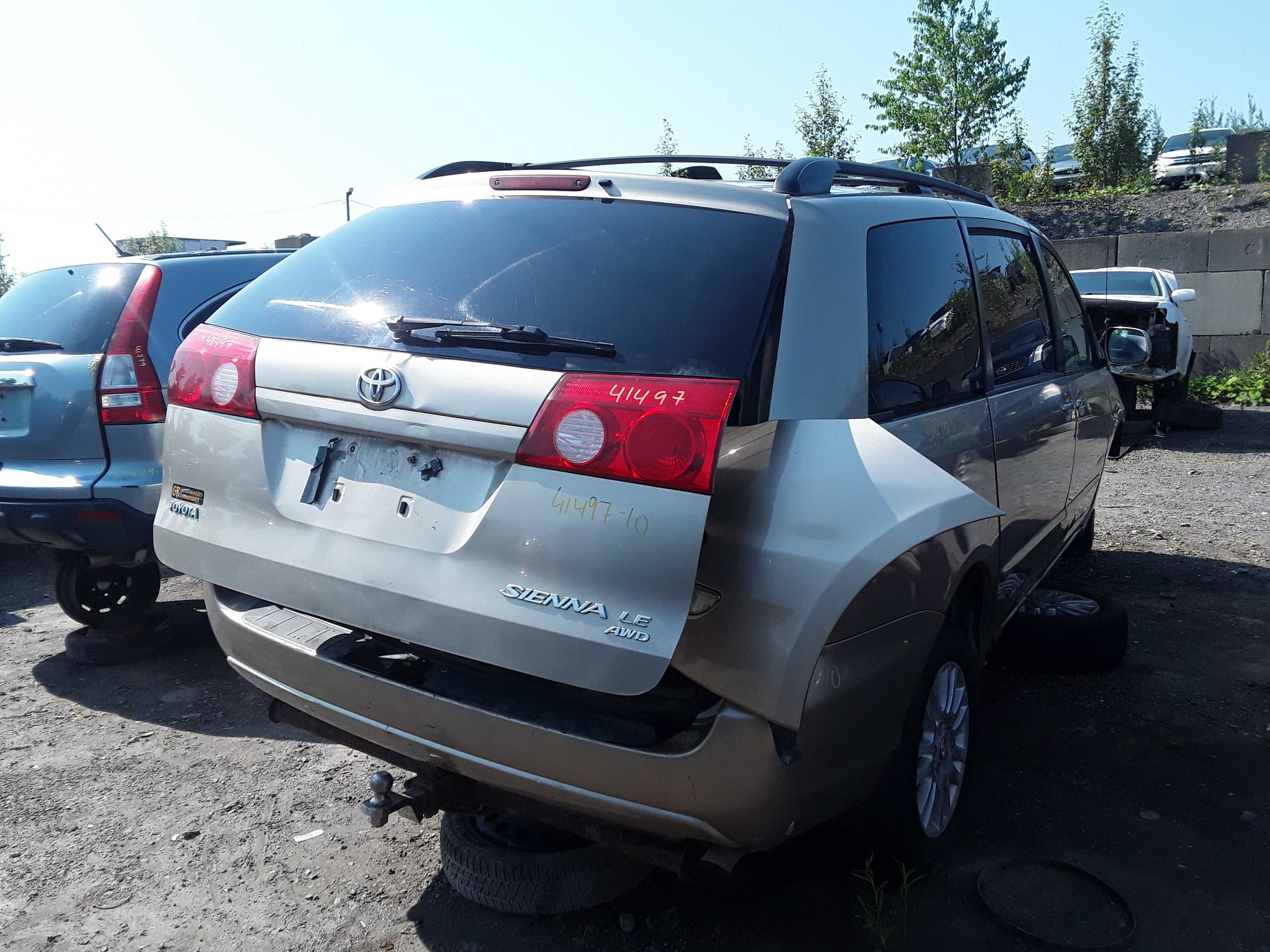 TOYOTA SIENNA 2010