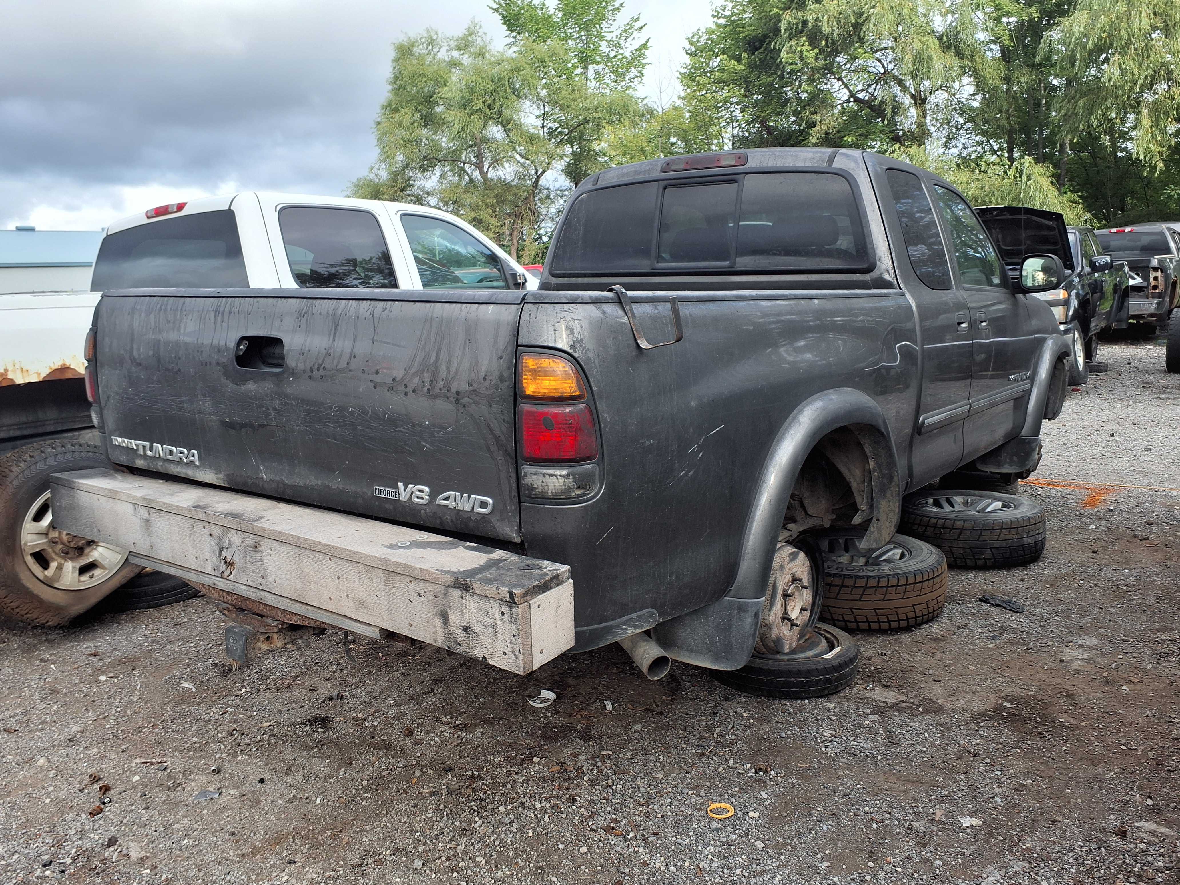 TOYOTA TUNDRA 2003